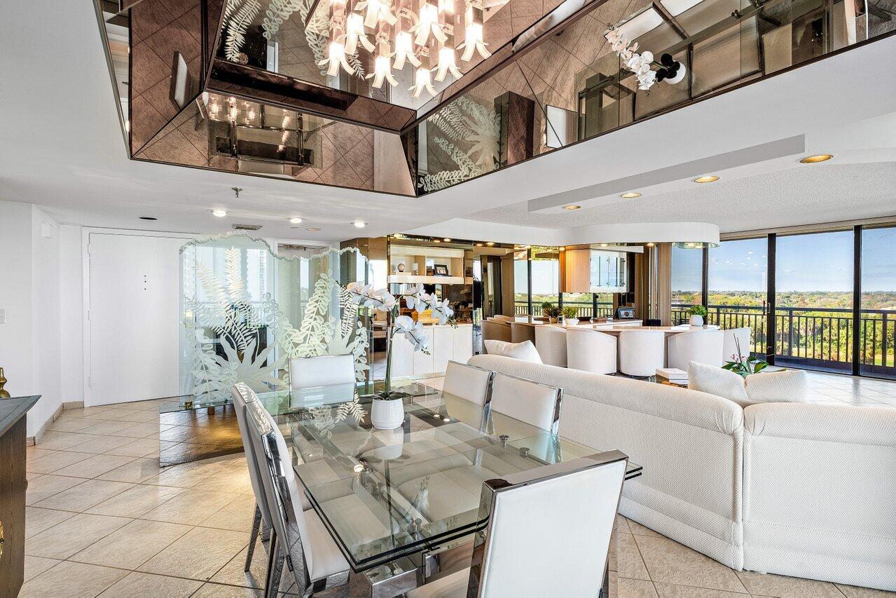 2427 Presidential Way 701