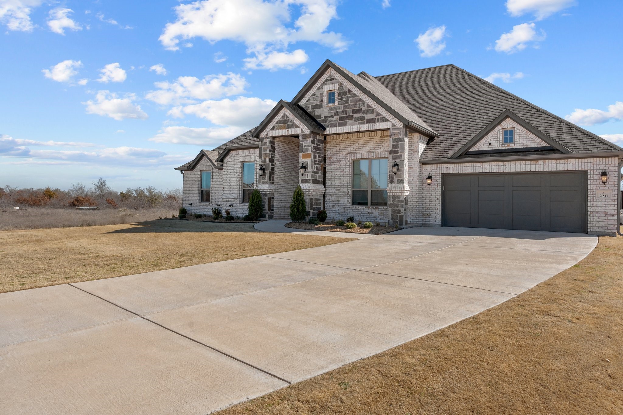 2217 Vanderbilt Drive