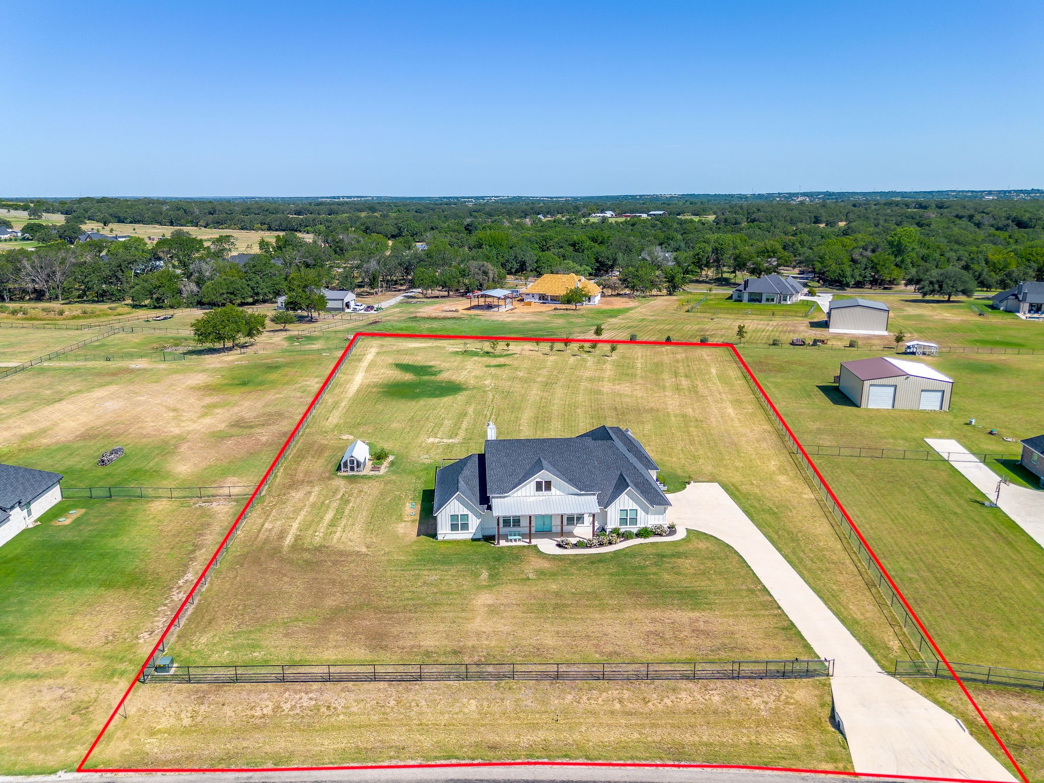 1053 Paradise Parkway
