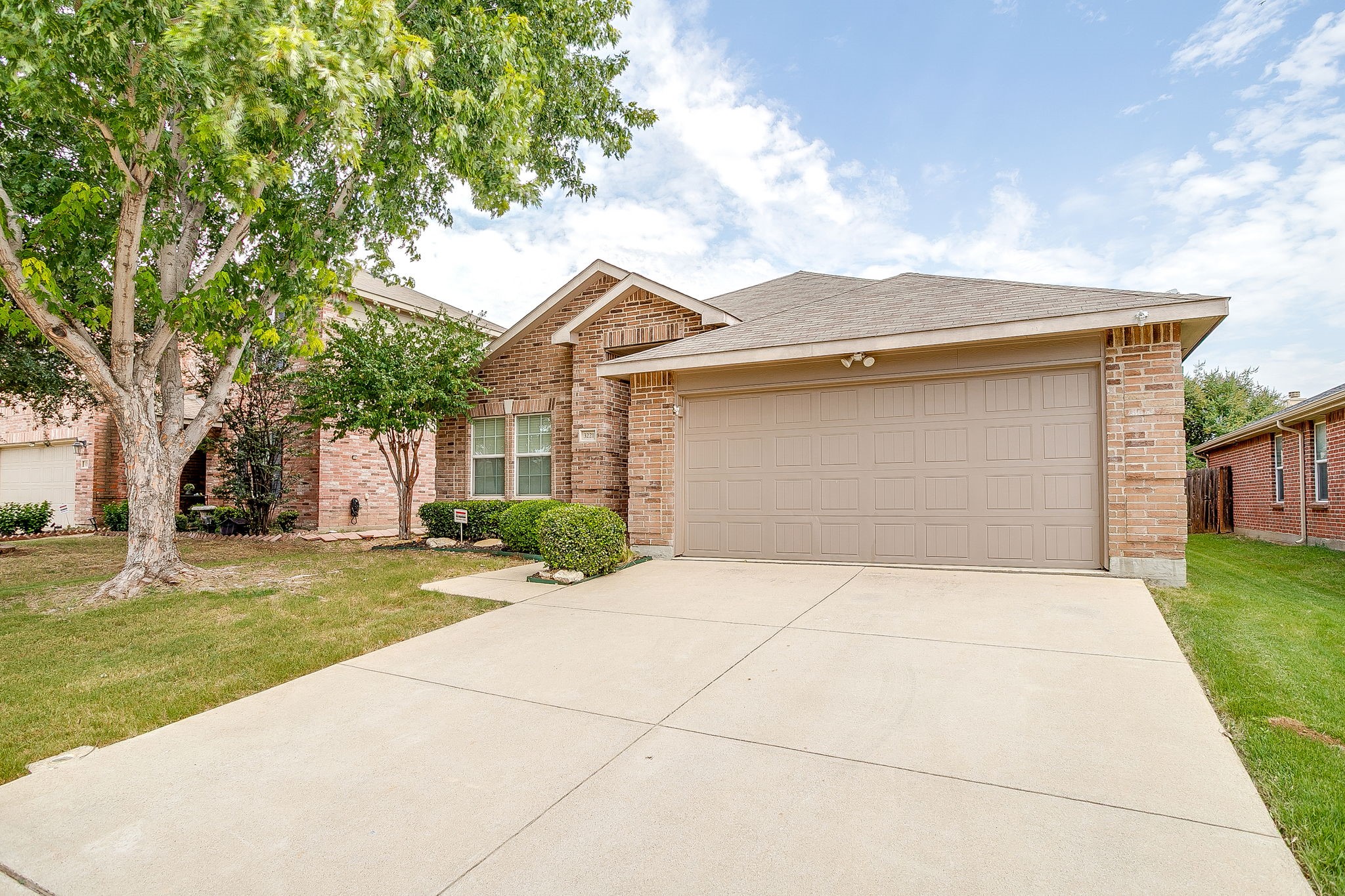 3221 Sadie Trail