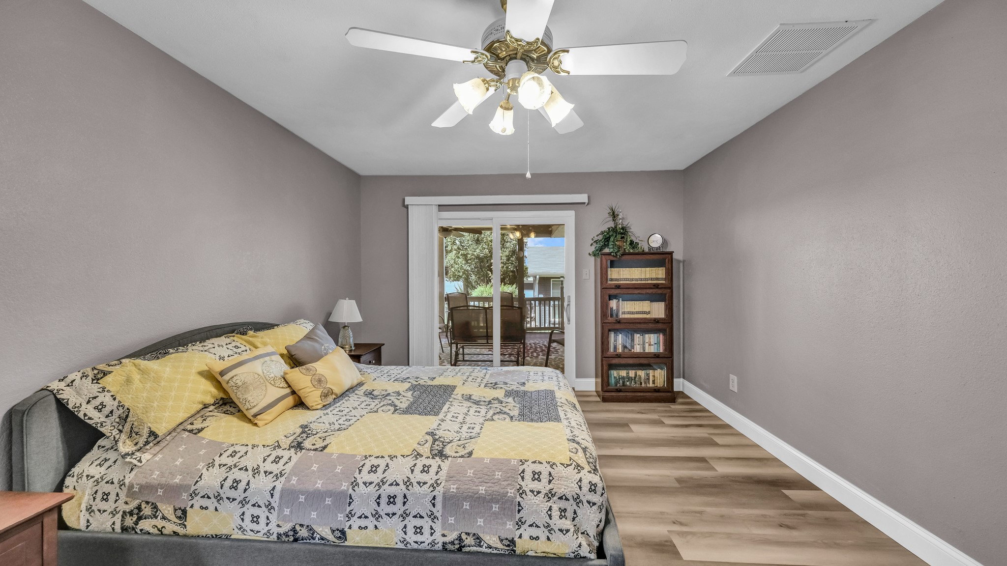 604 Harbor Circle
