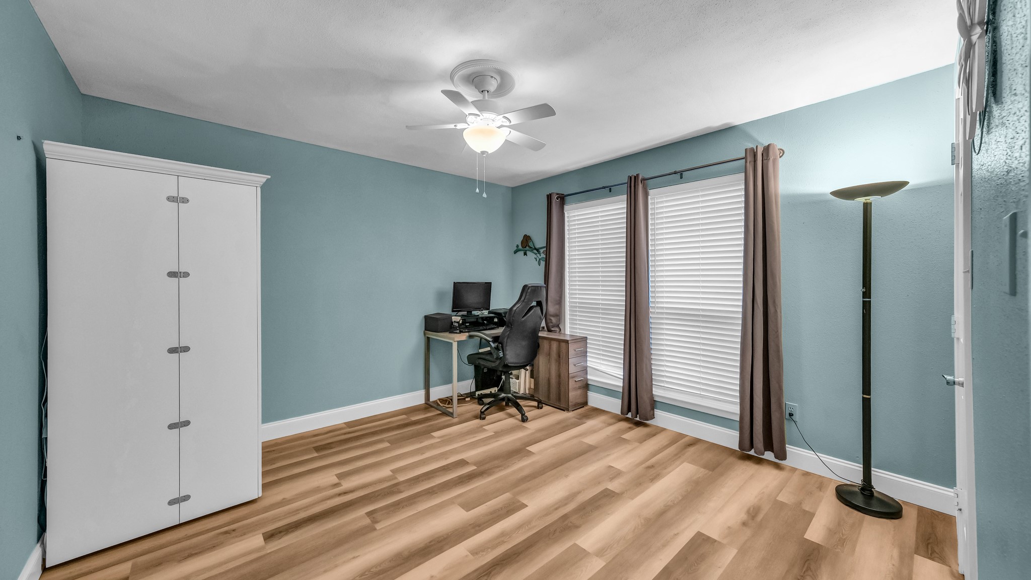 604 Harbor Circle