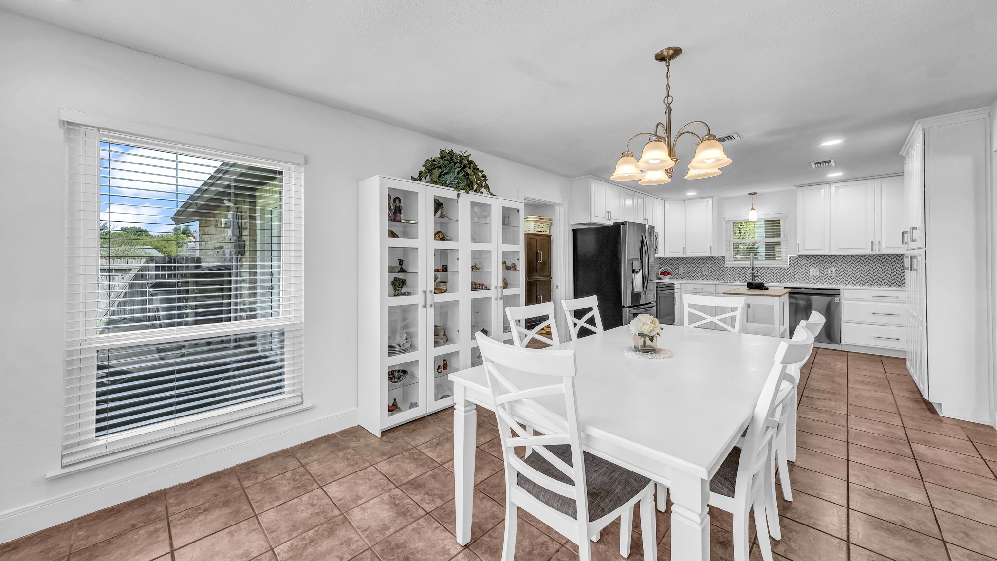 604 Harbor Circle