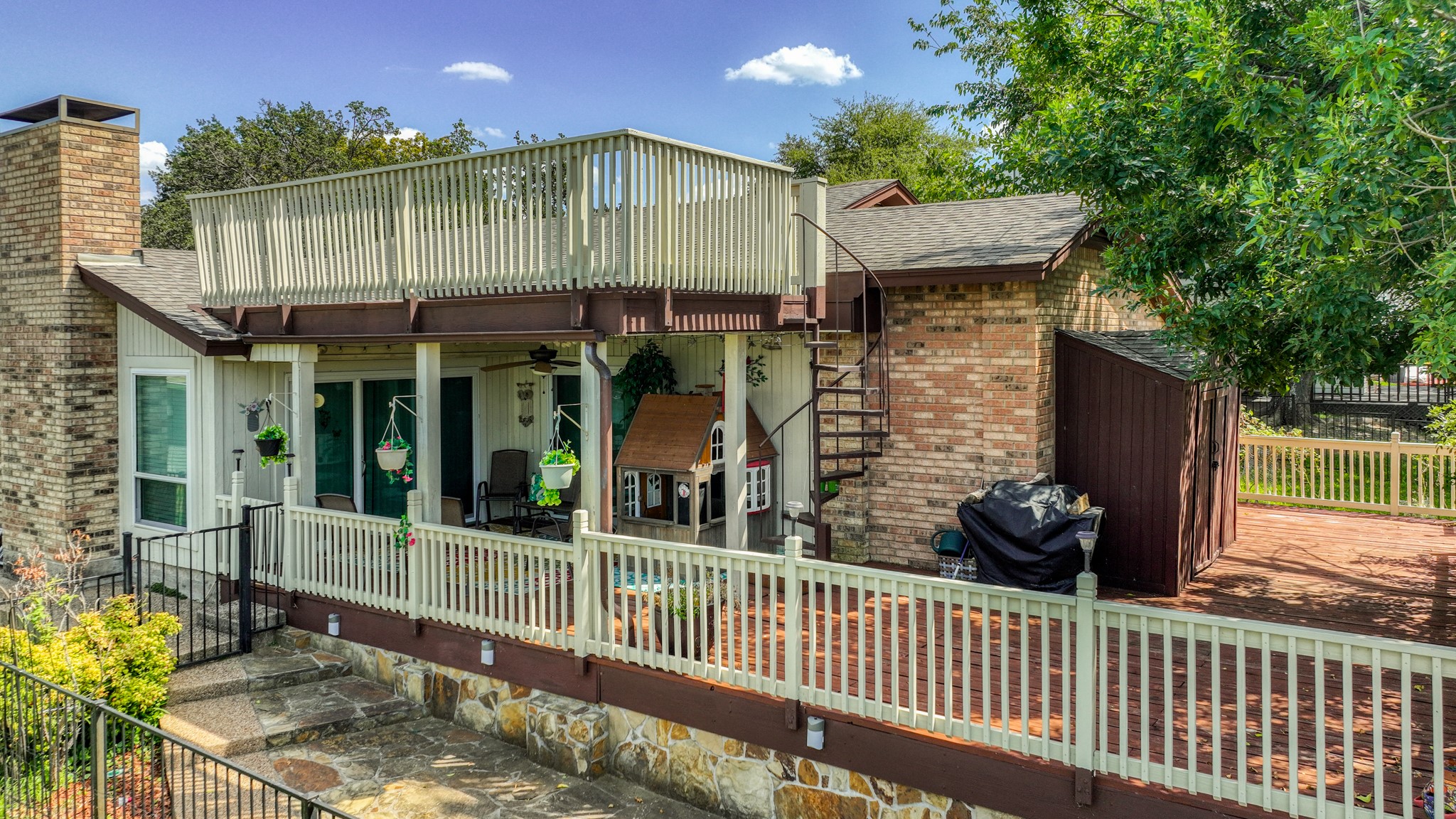 604 Harbor Circle