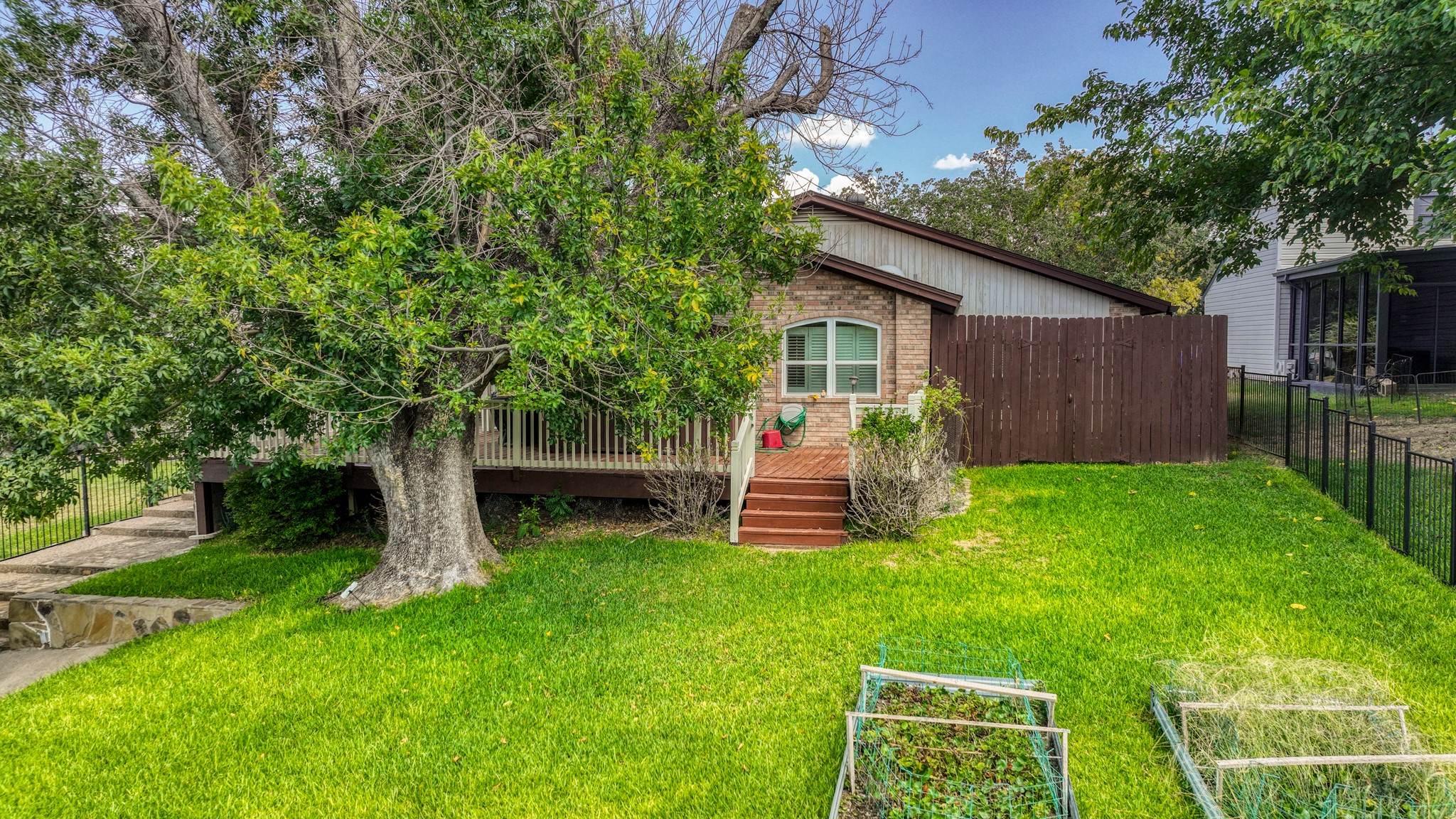 604 Harbor Circle