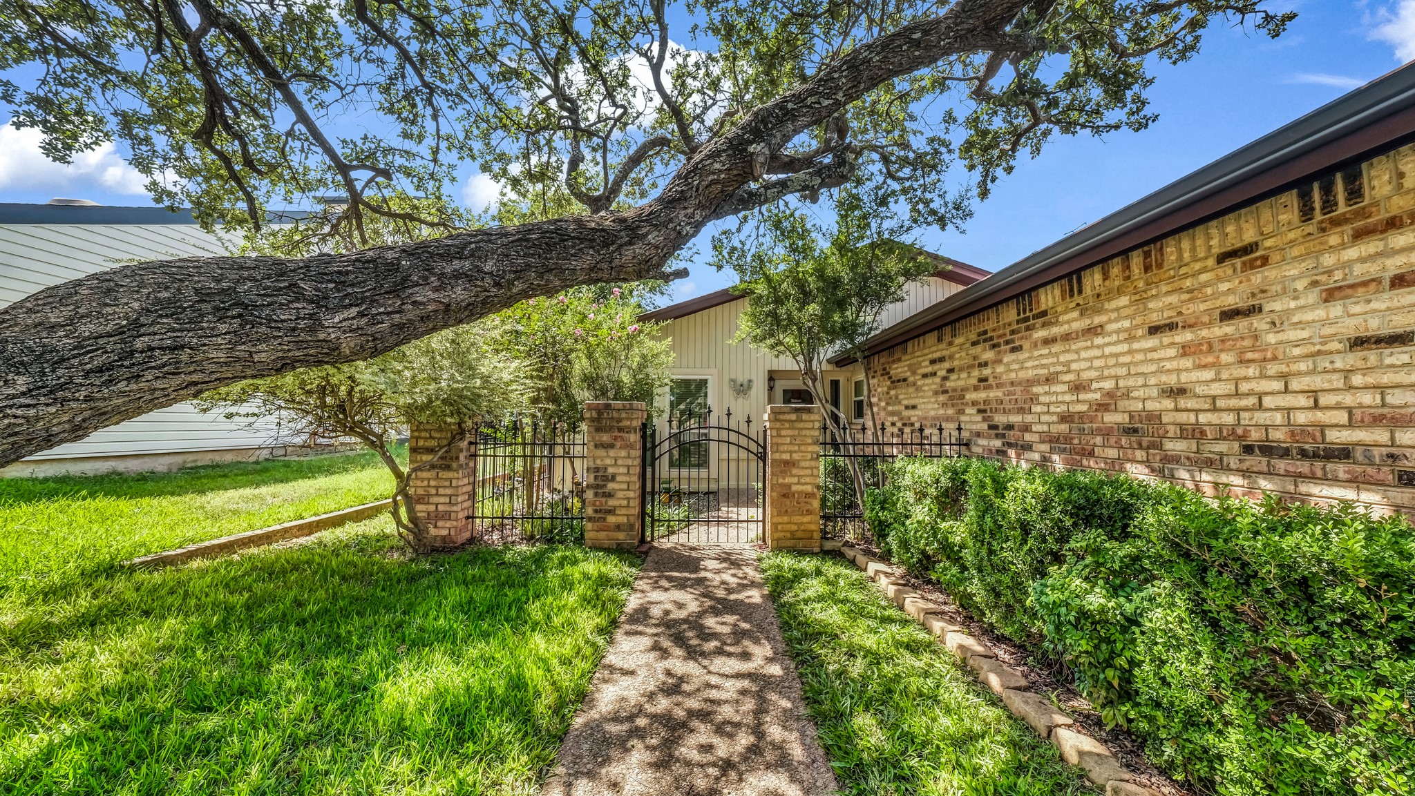 604 Harbor Circle