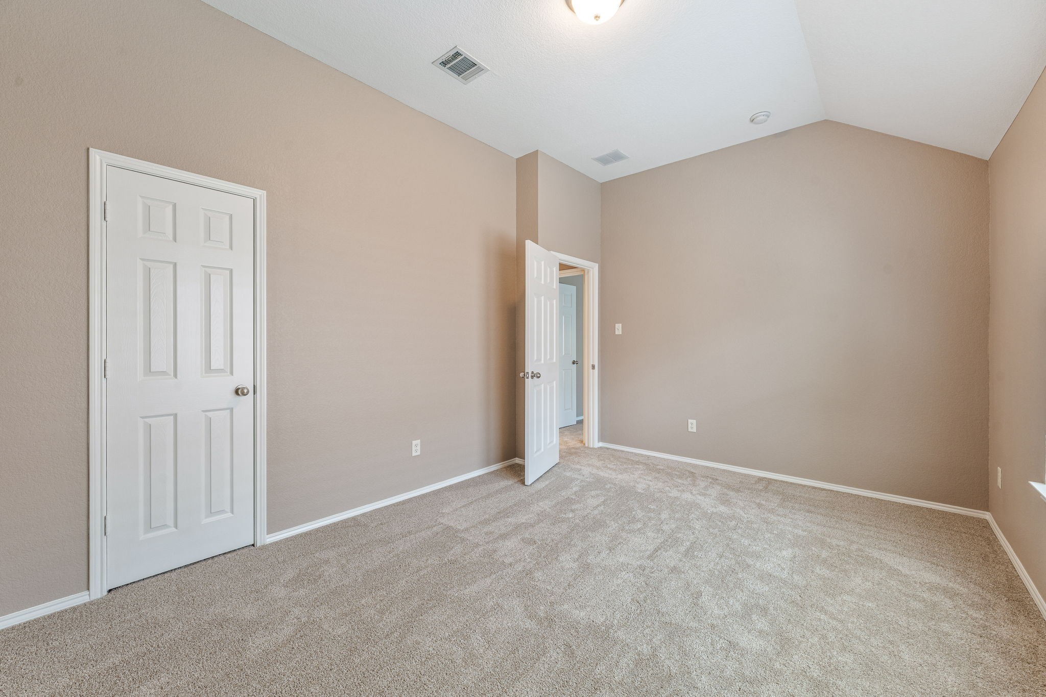 15440 Adlong Drive