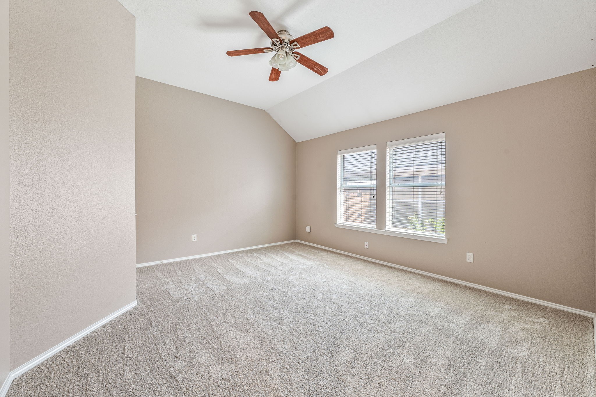 15440 Adlong Drive