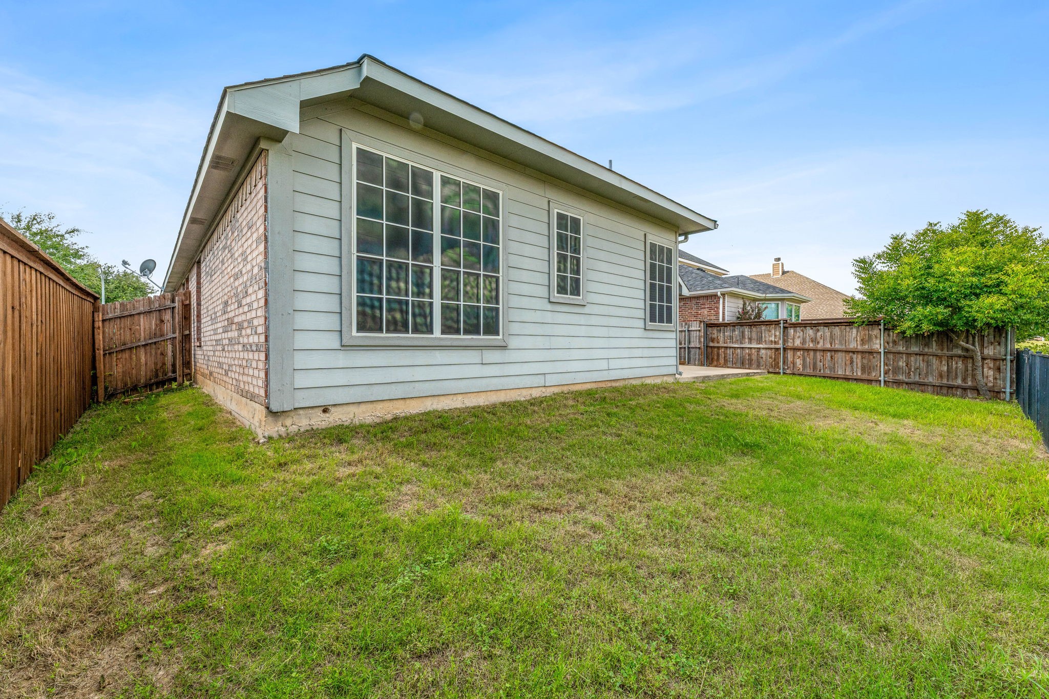 15440 Adlong Drive