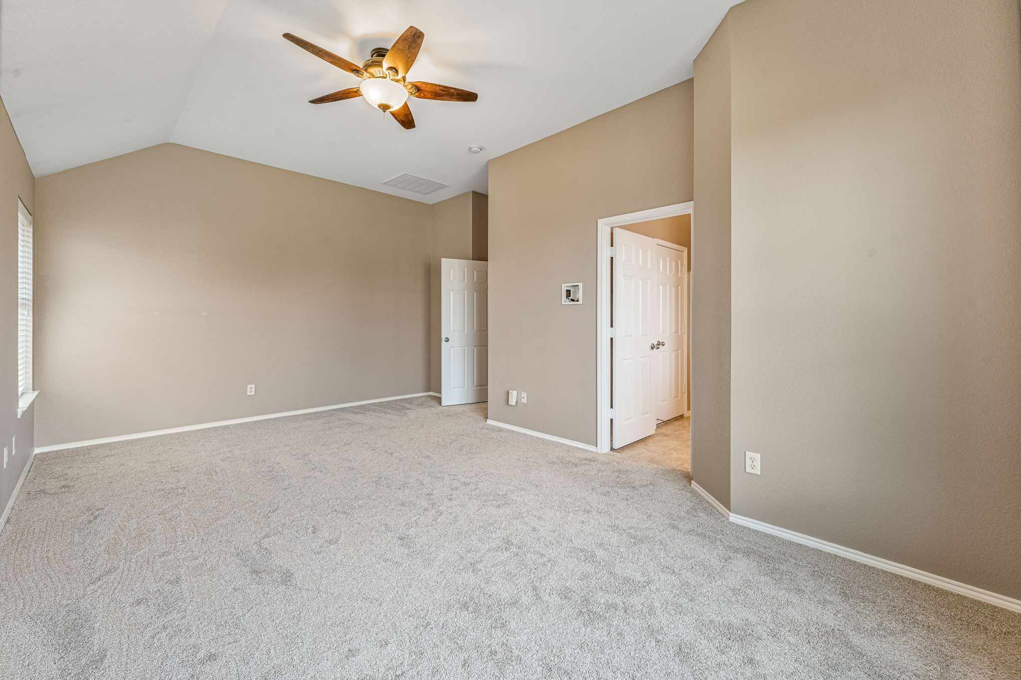 15440 Adlong Drive