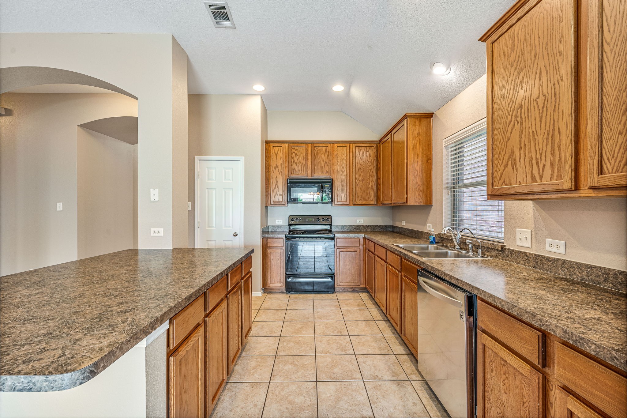 15440 Adlong Drive