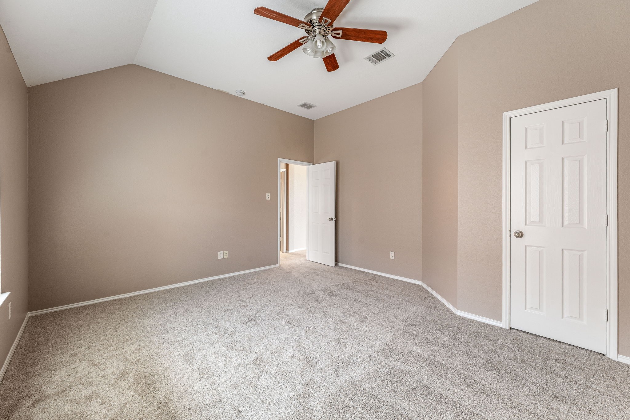 15440 Adlong Drive