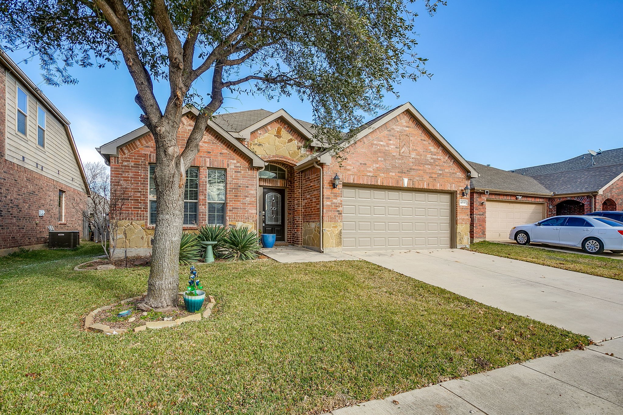 5717 Sapphire Pool Trail