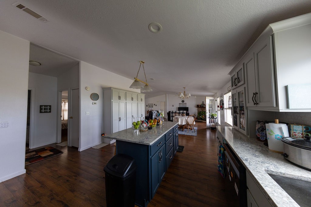 4544 scenic dr Drive
