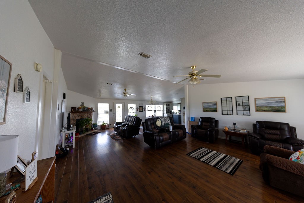 4544 scenic dr Drive
