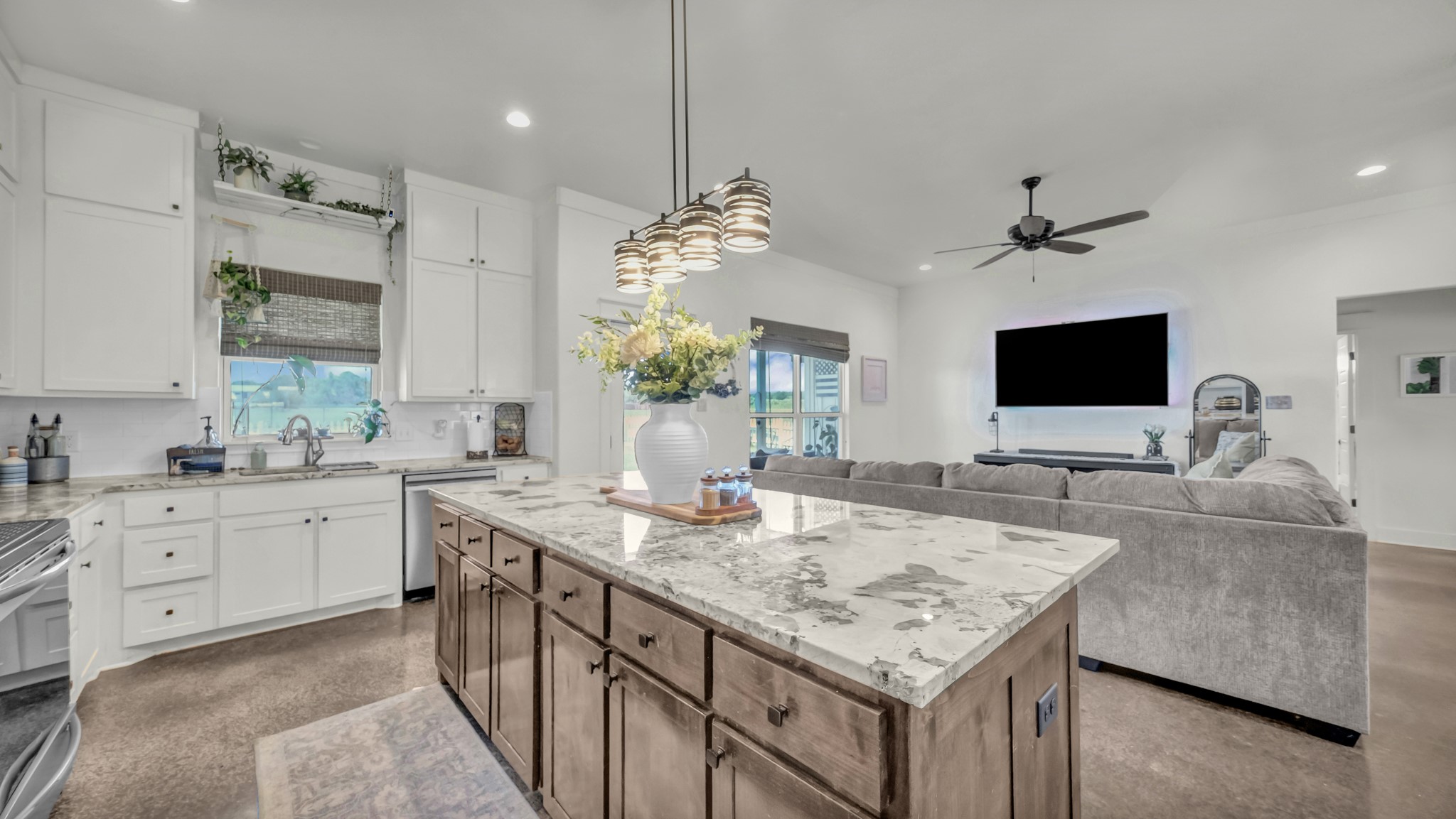 1000 Latigo Lane