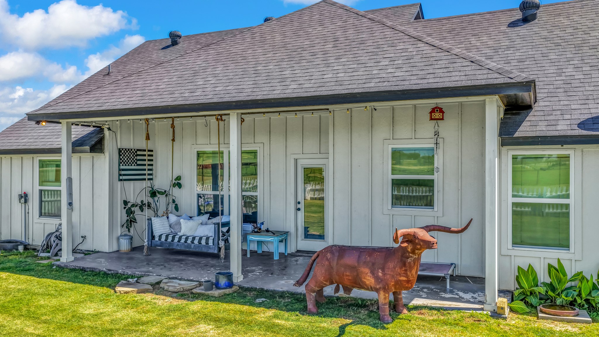 1000 Latigo Lane