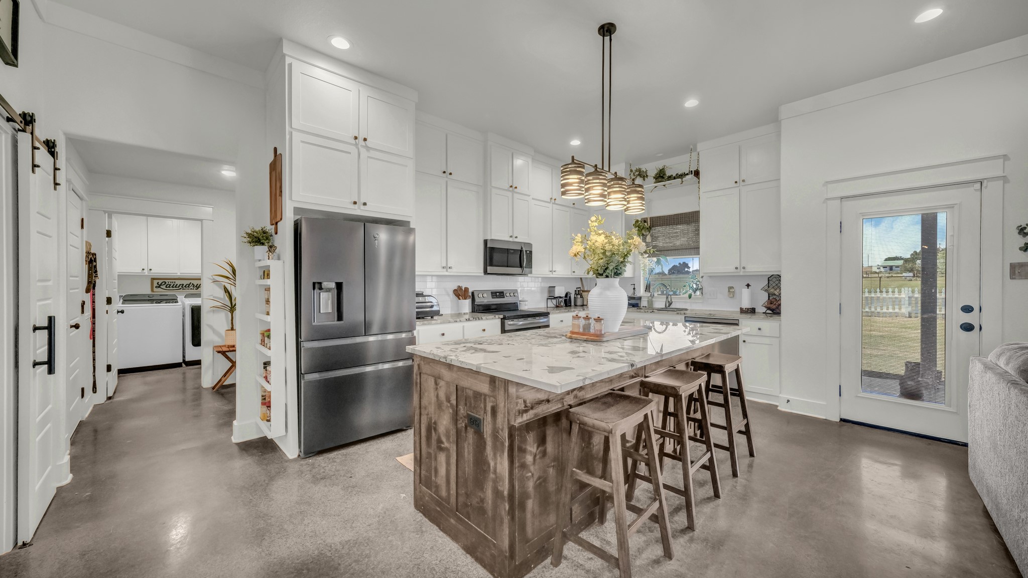 1000 Latigo Lane