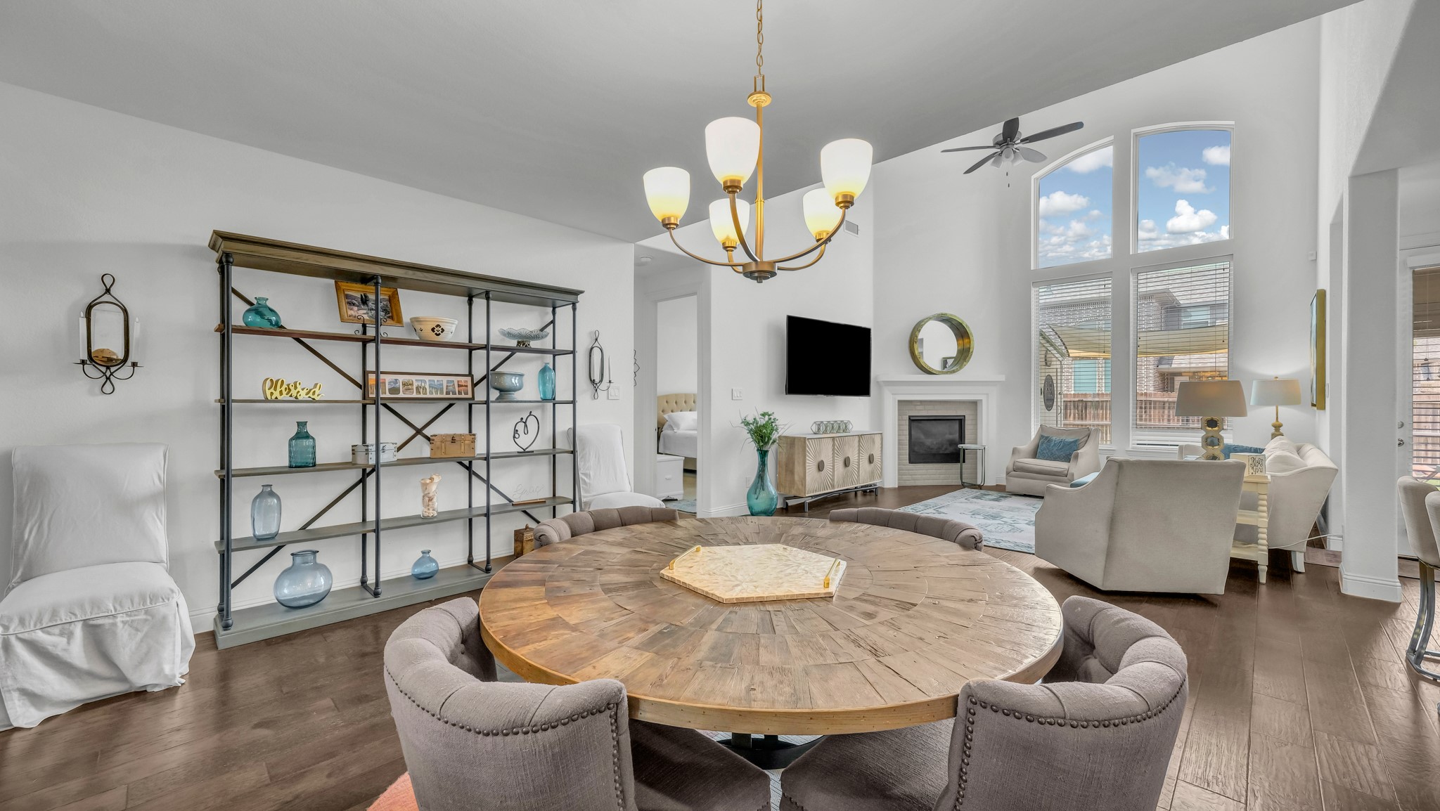 14904 Gentry Drive