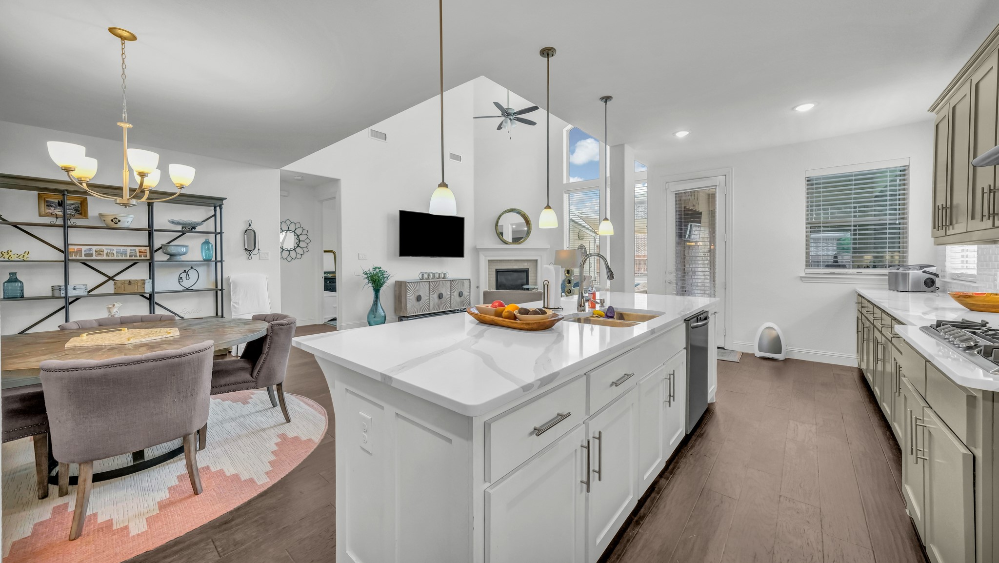 14904 Gentry Drive
