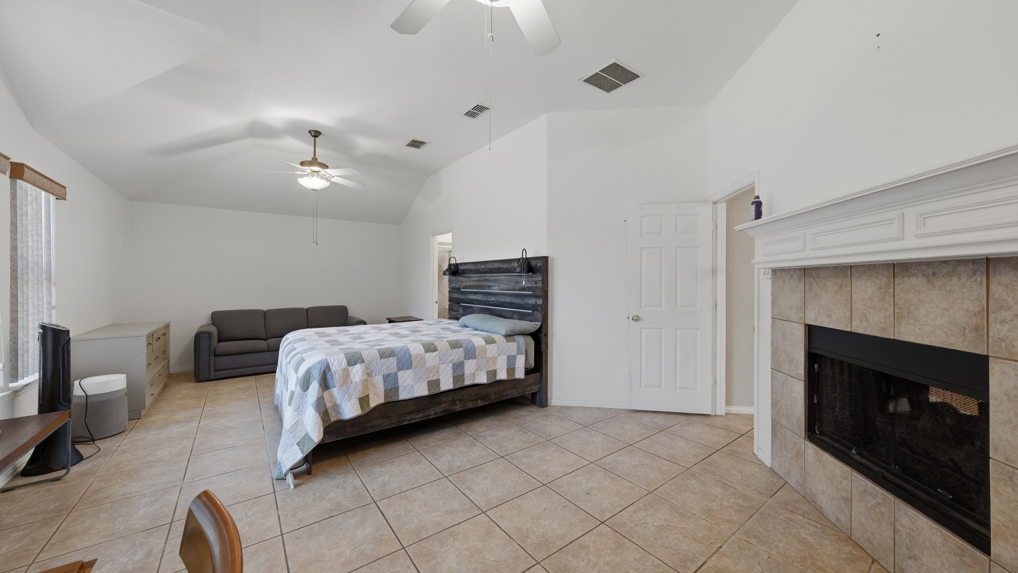 4802 Pier Nine Drive