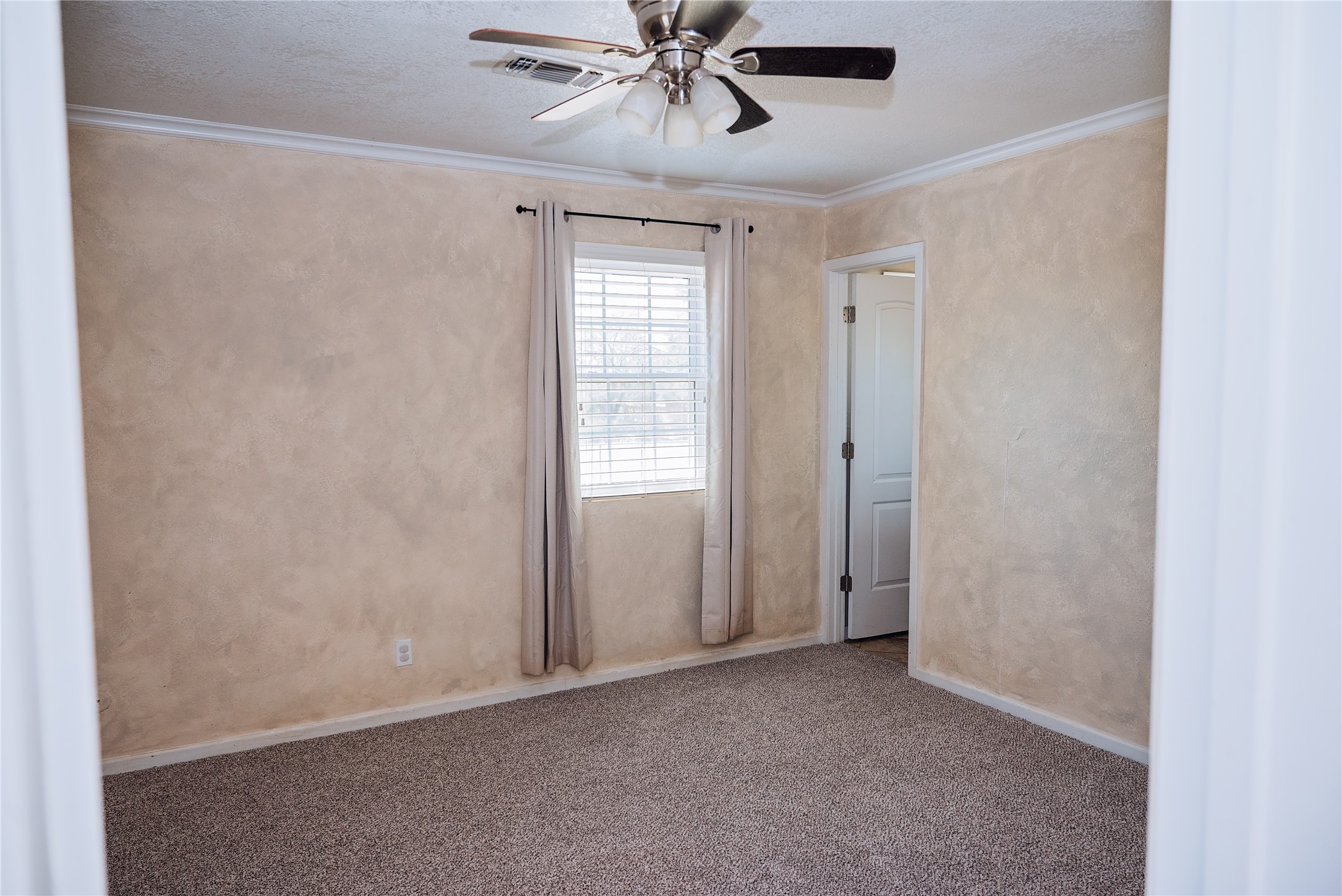 1102 Conner