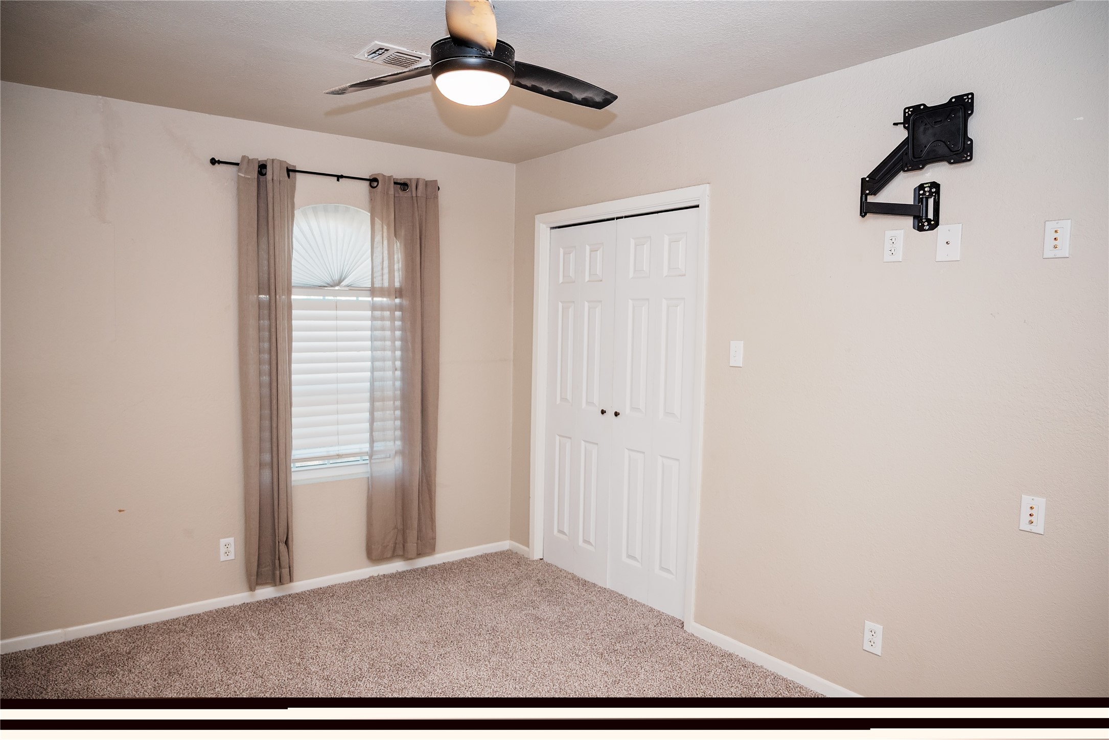 1102 Conner