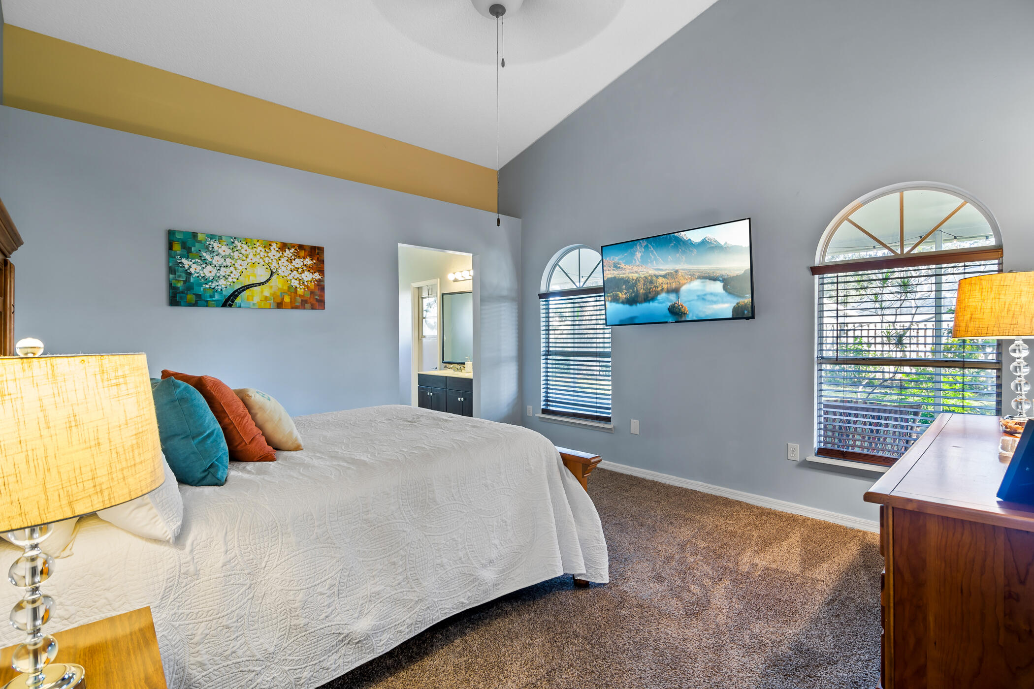 6833 Whitetail Court