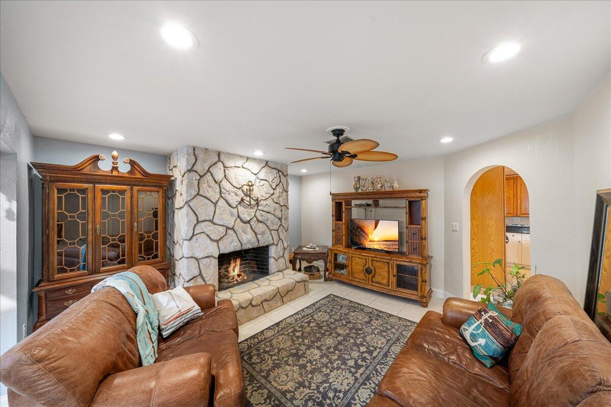 1641 E Central Avenue