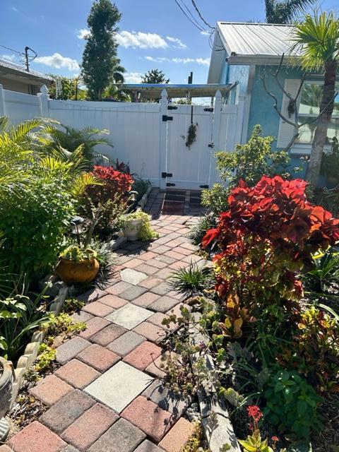 1641 E Central Avenue