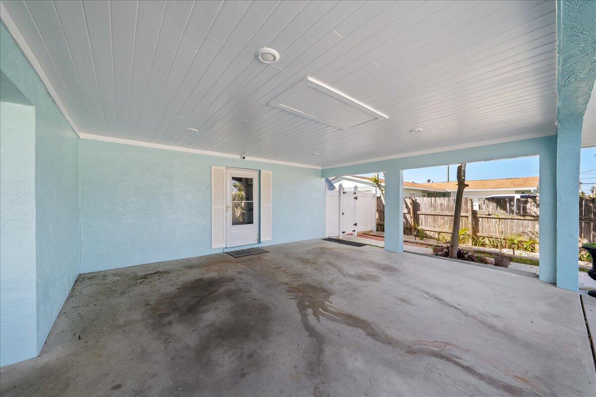 1641 E Central Avenue