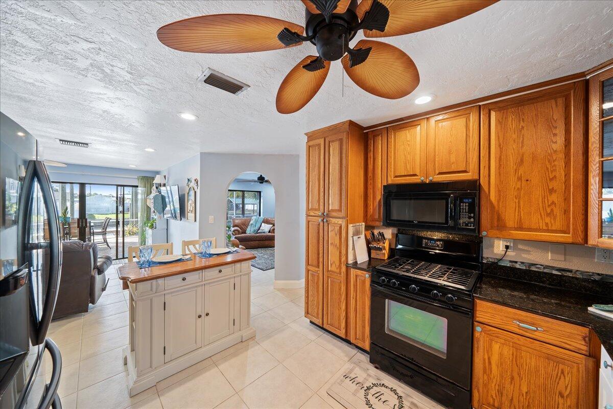 1641 E Central Avenue