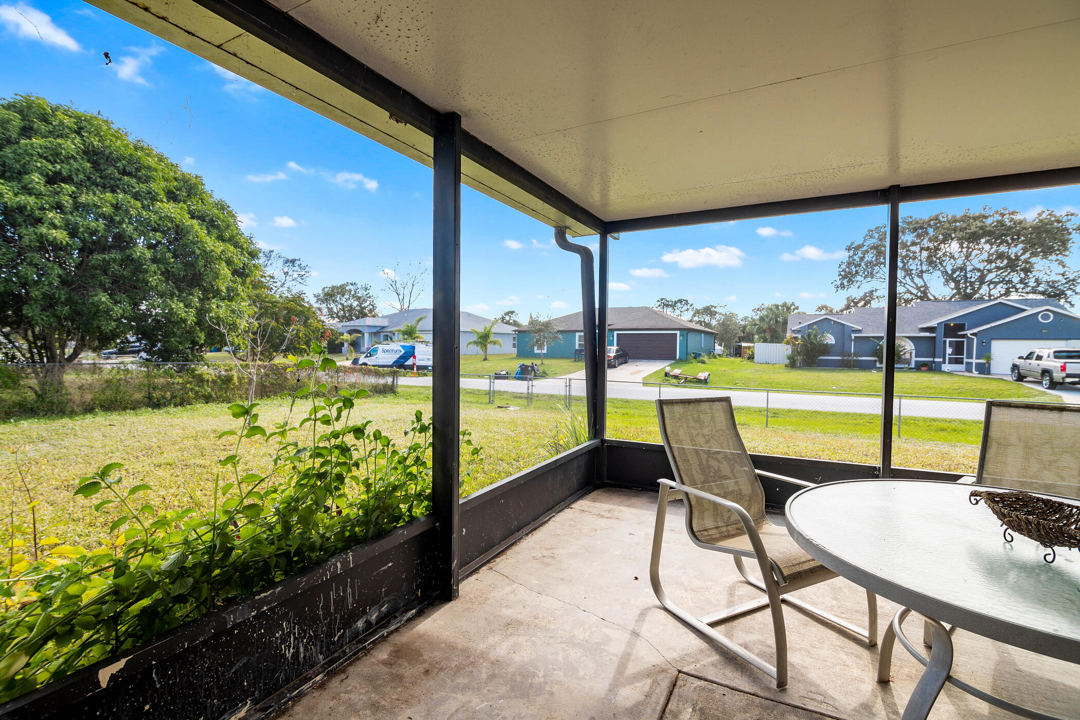 709 Waikiki Avenue NW