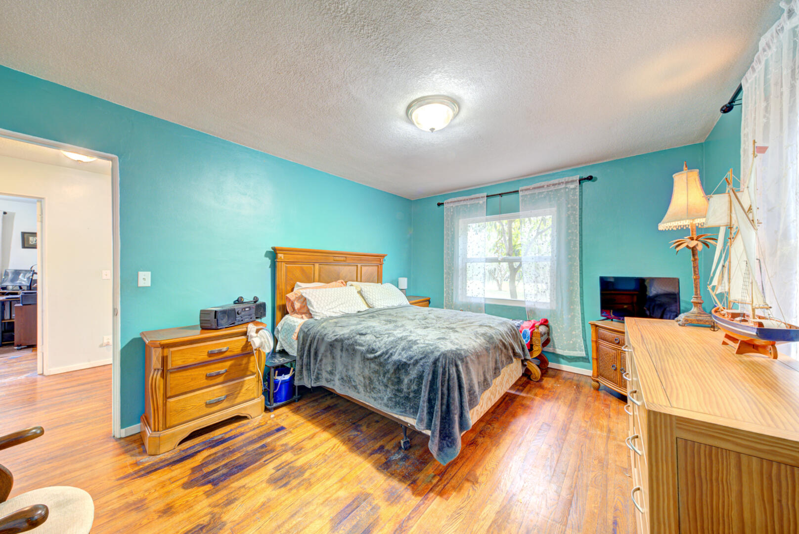 3007 Folsom Road