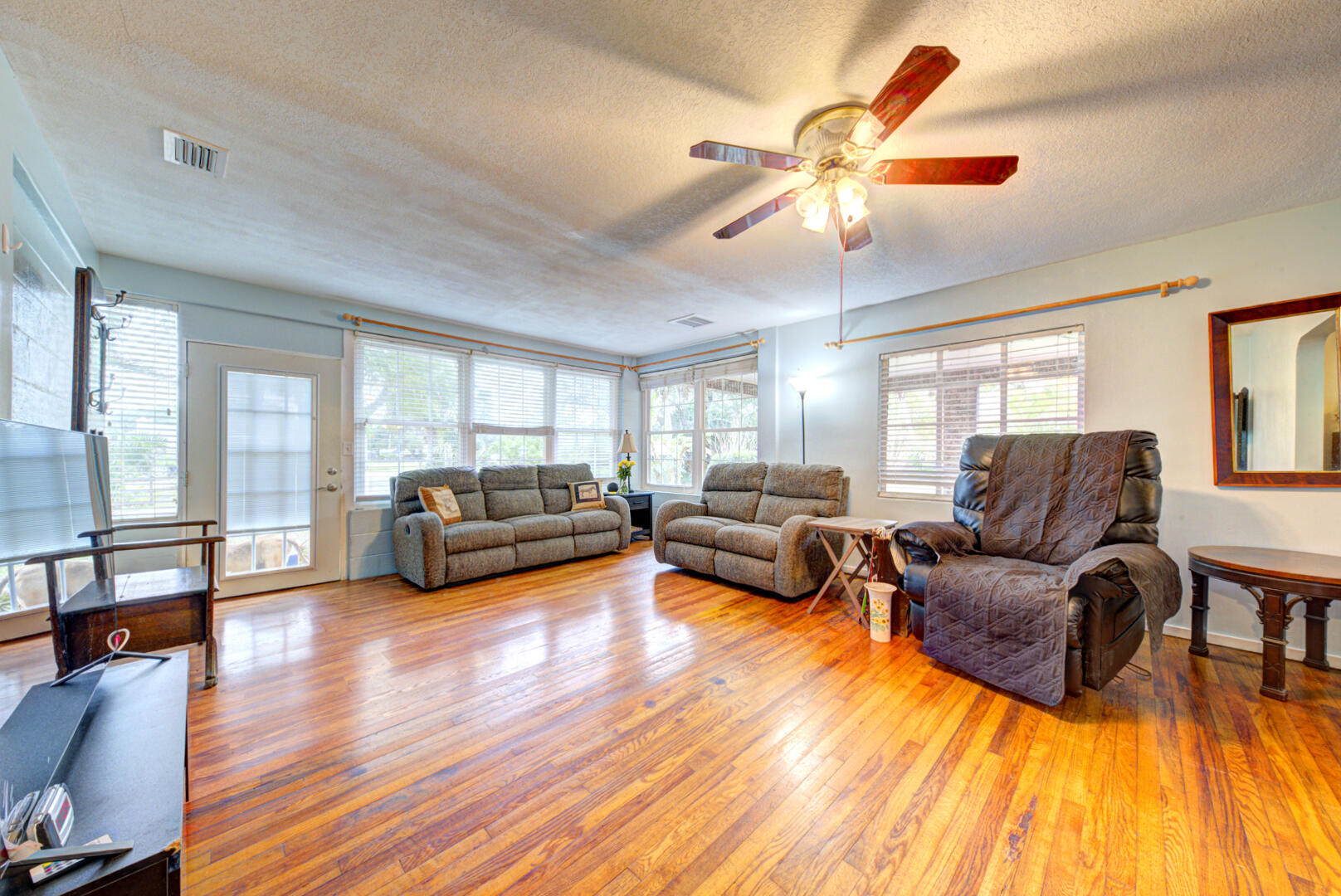 3007 Folsom Road