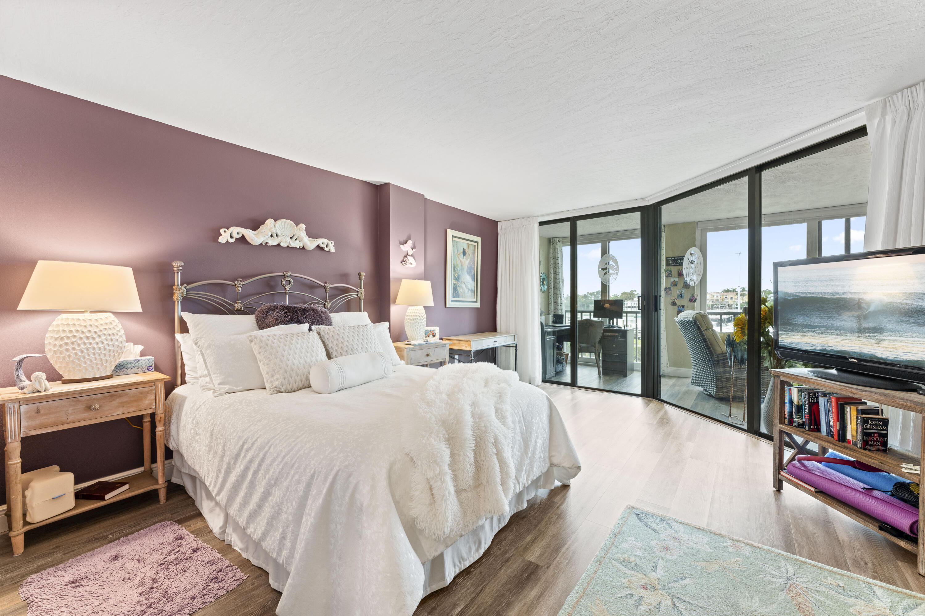 18 Marina Isles Boulevard, 102