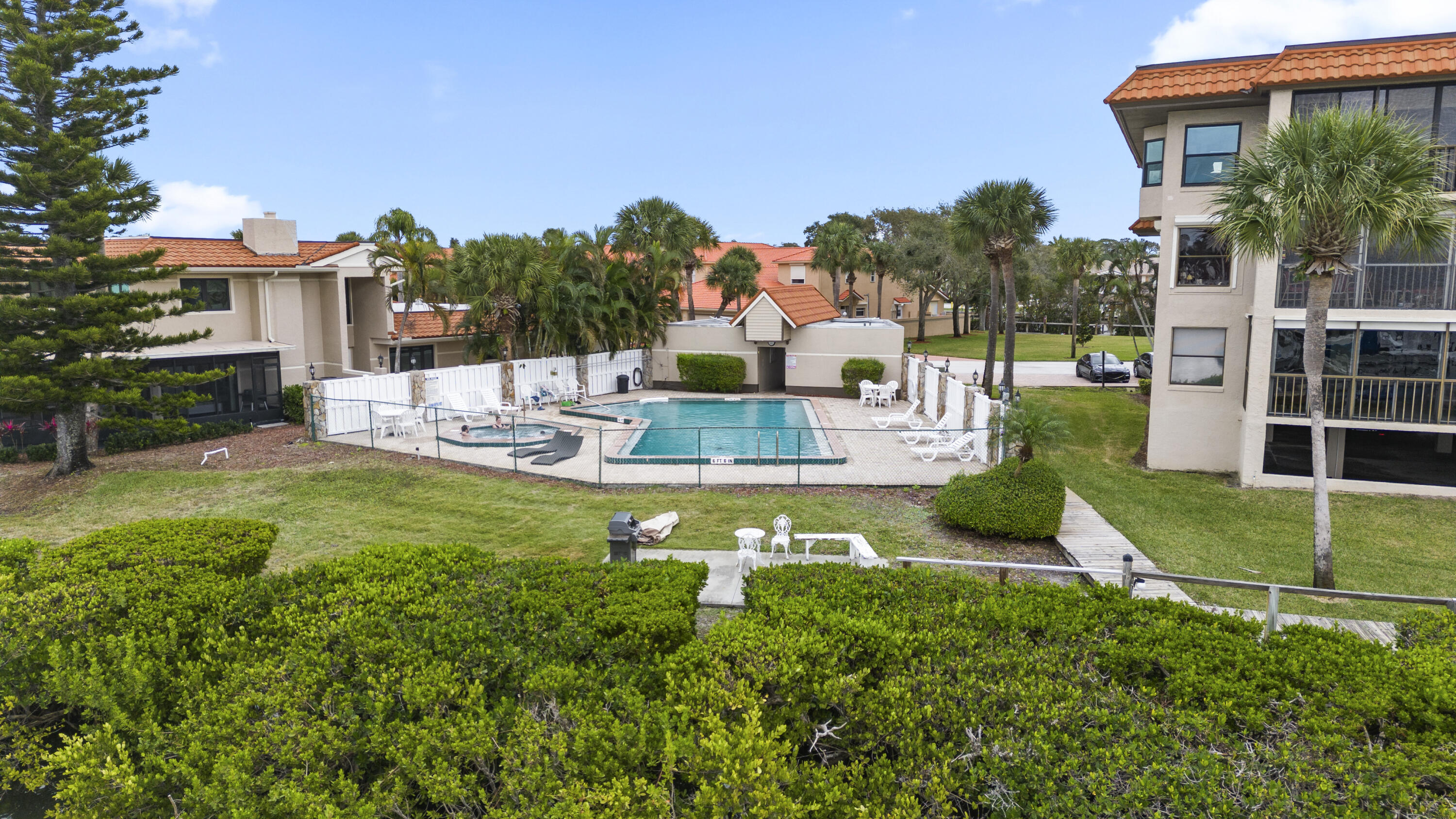 18 Marina Isles Boulevard, 102