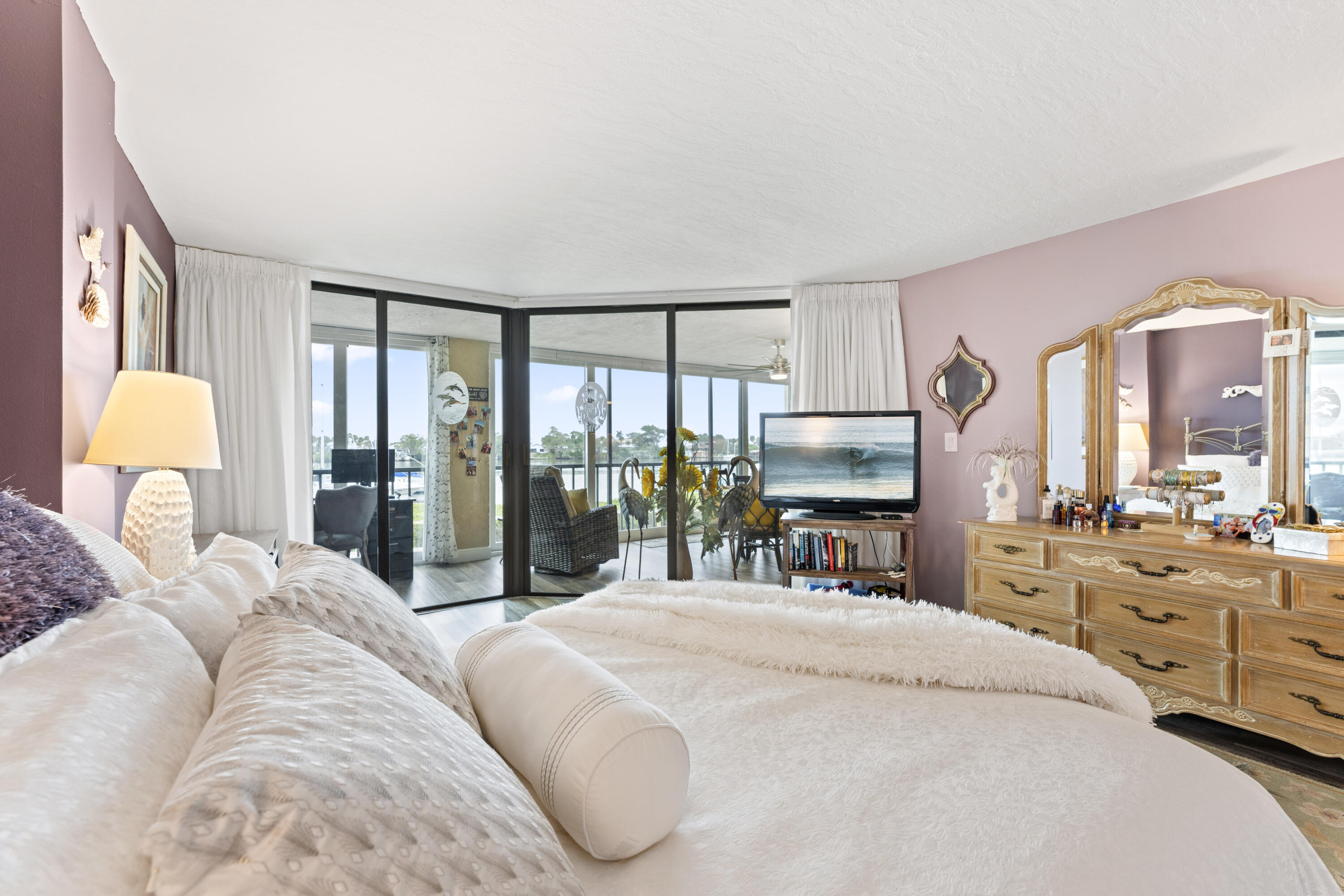 18 Marina Isles Boulevard, 102