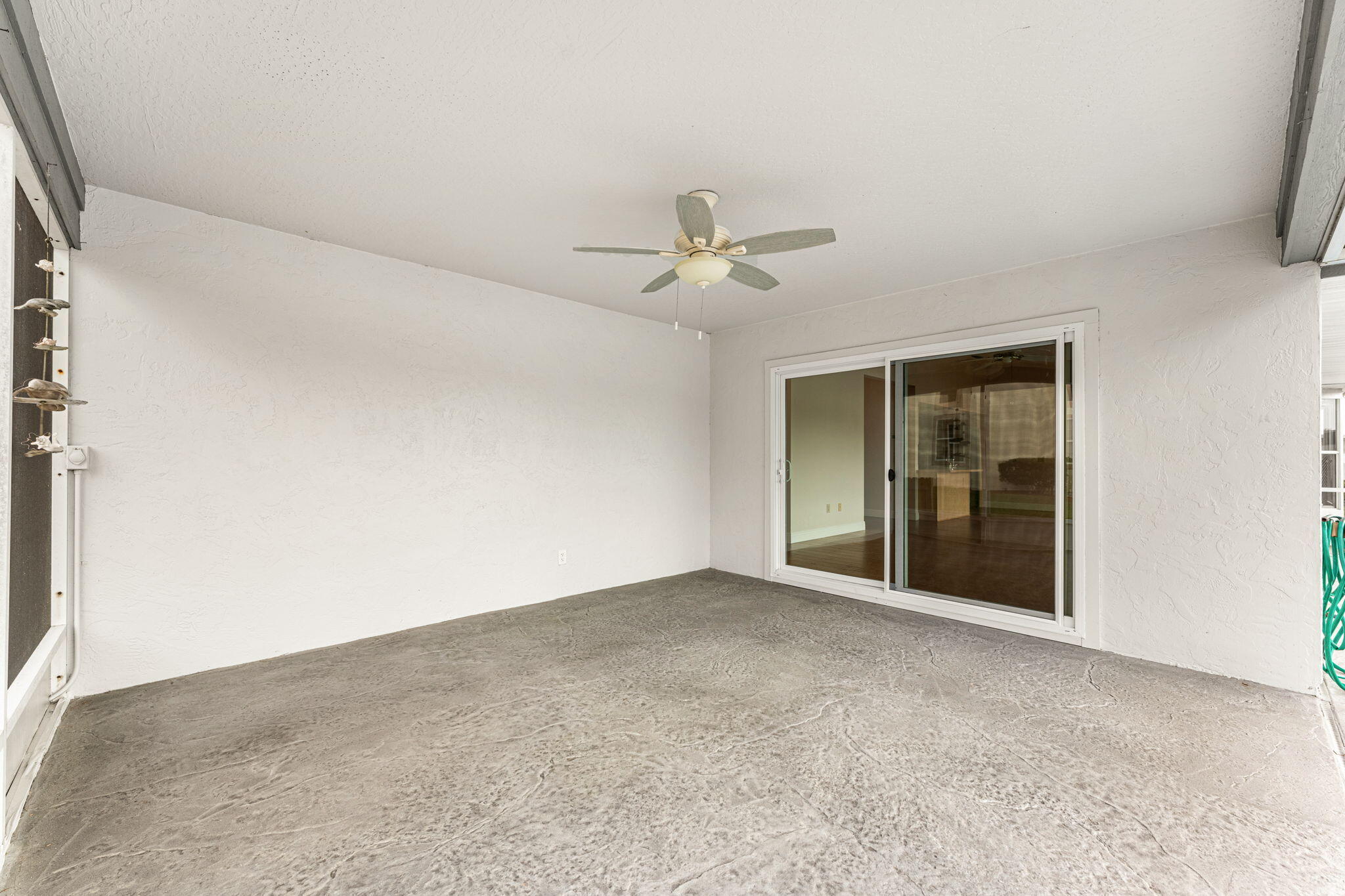 670 Rossmoor Circle