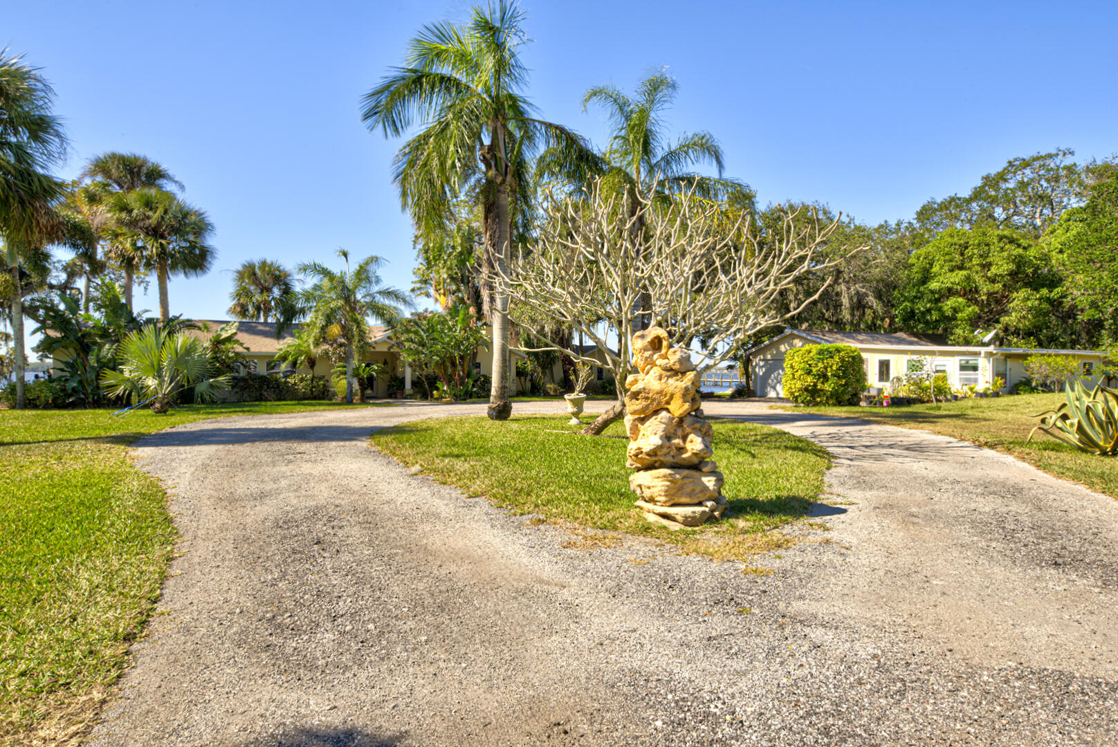 5655 S Tropical Trail