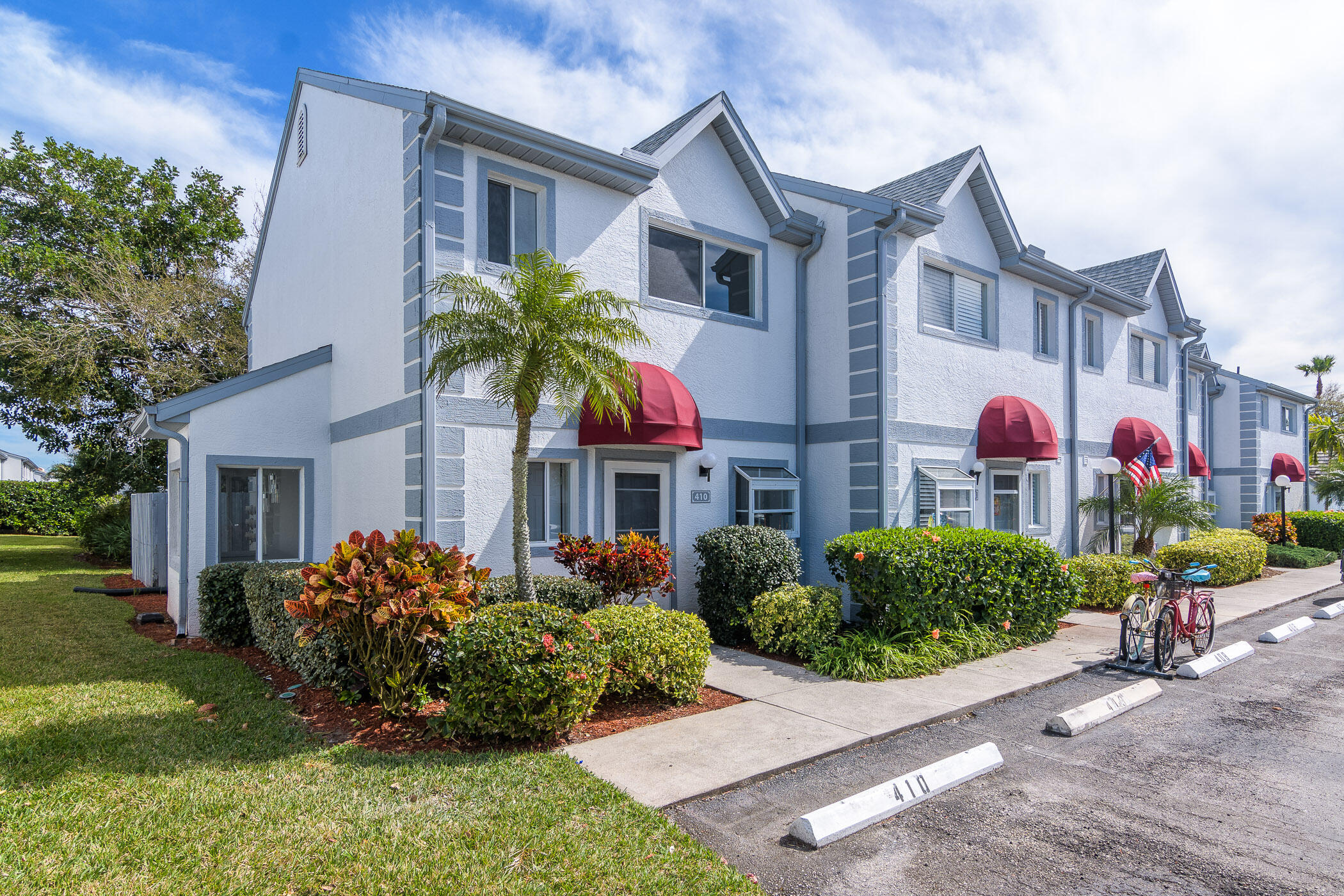 410 Seaport Boulevard, T125