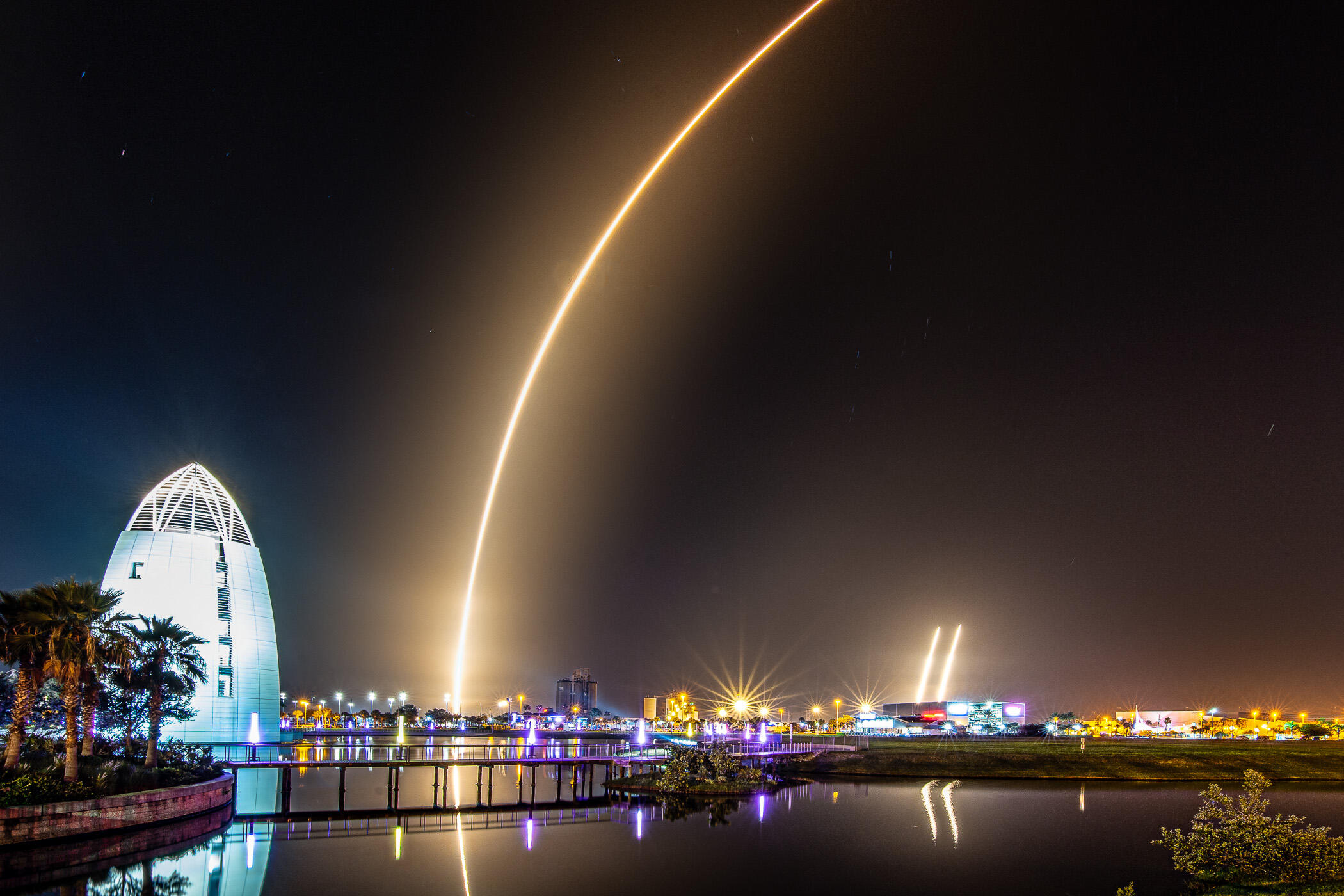 410 Seaport Boulevard, T125