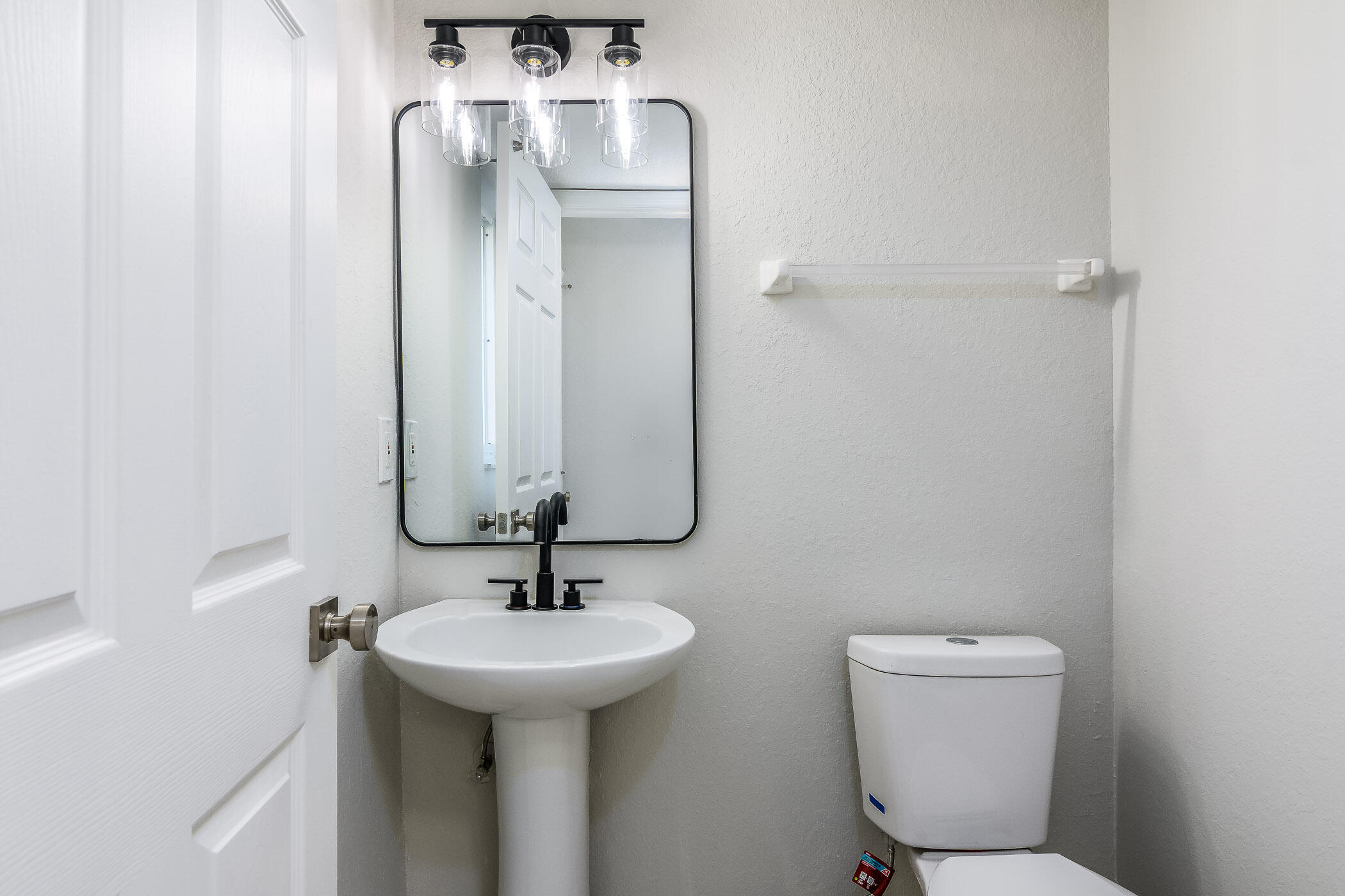 410 Seaport Boulevard, T125