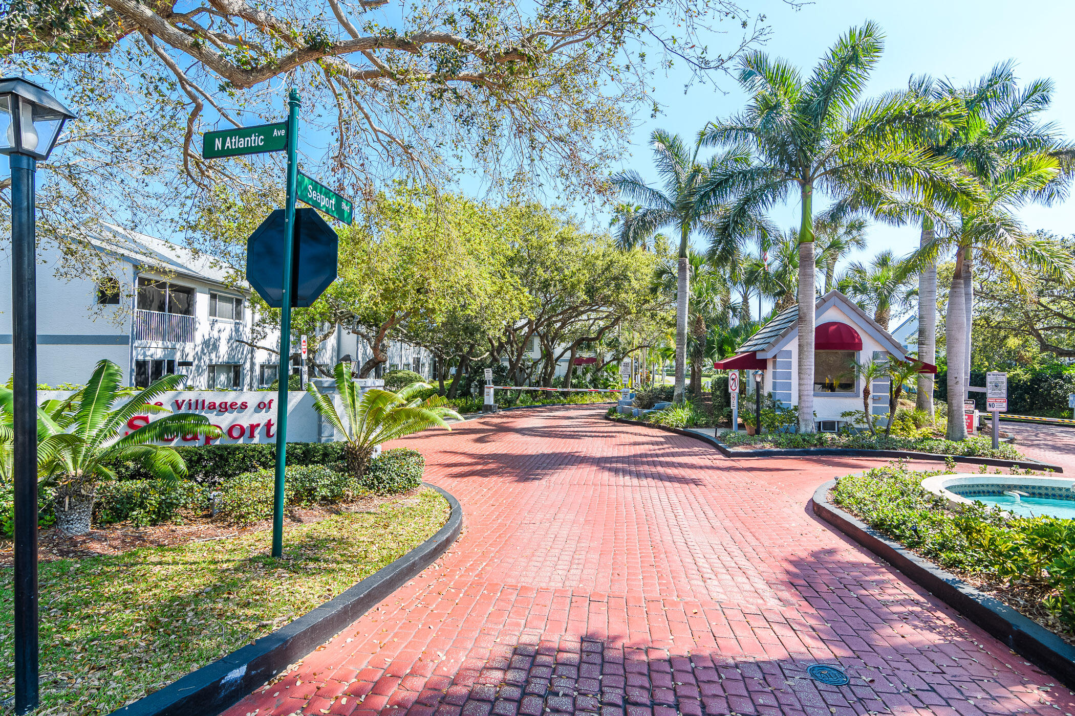 410 Seaport Boulevard, T125