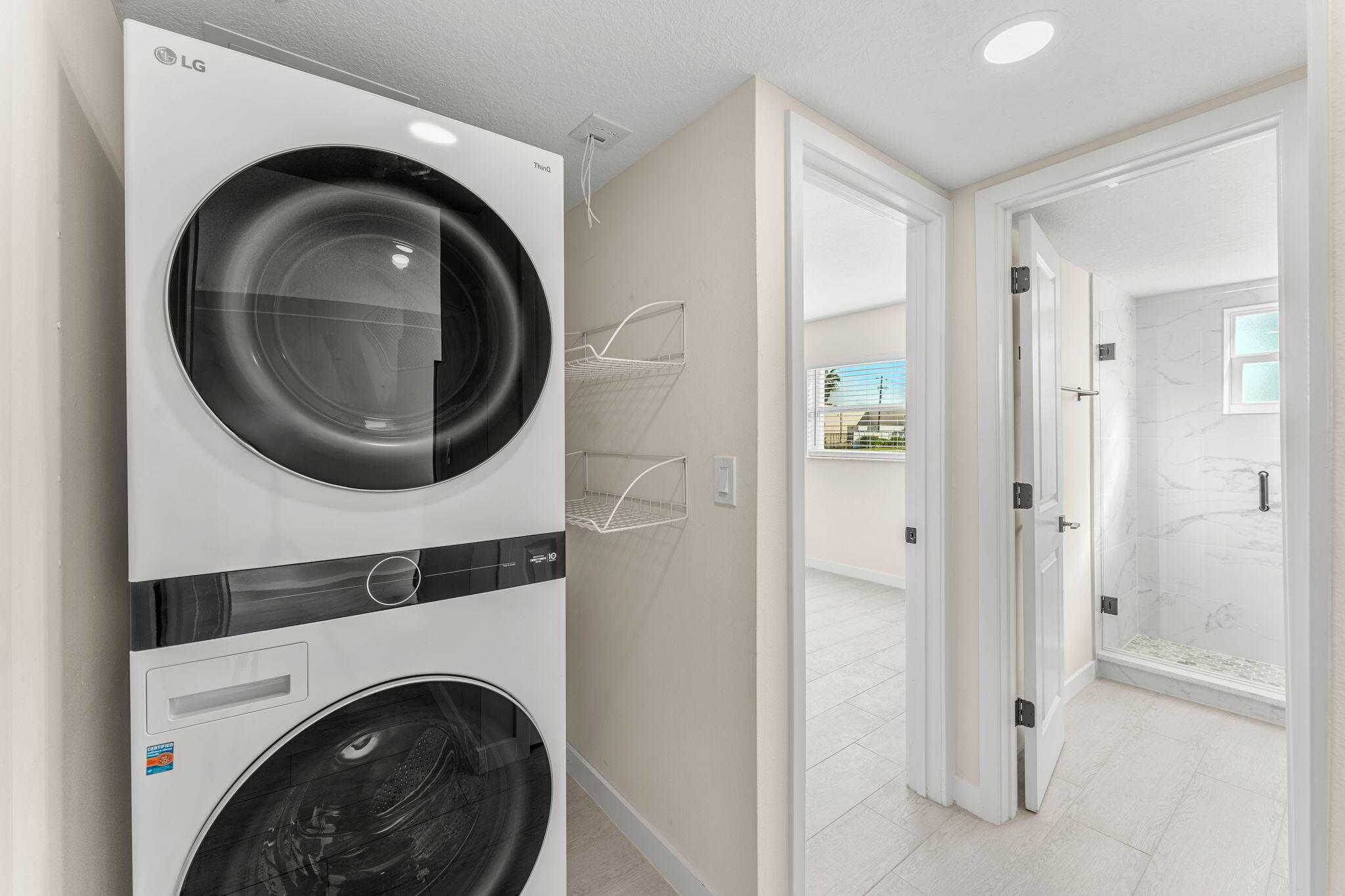 120 Central Road Unit: 201