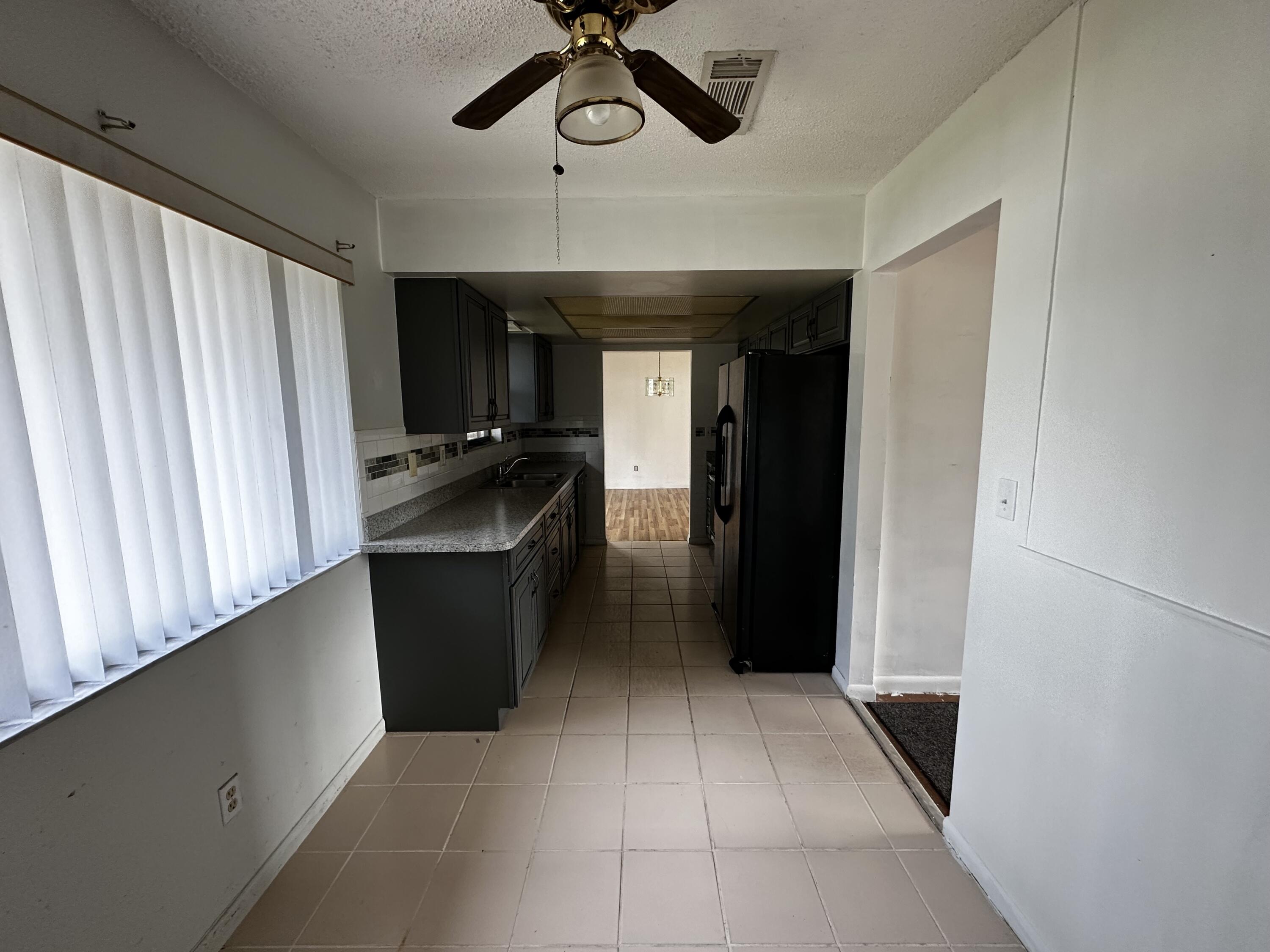 521 Dinner Street NE