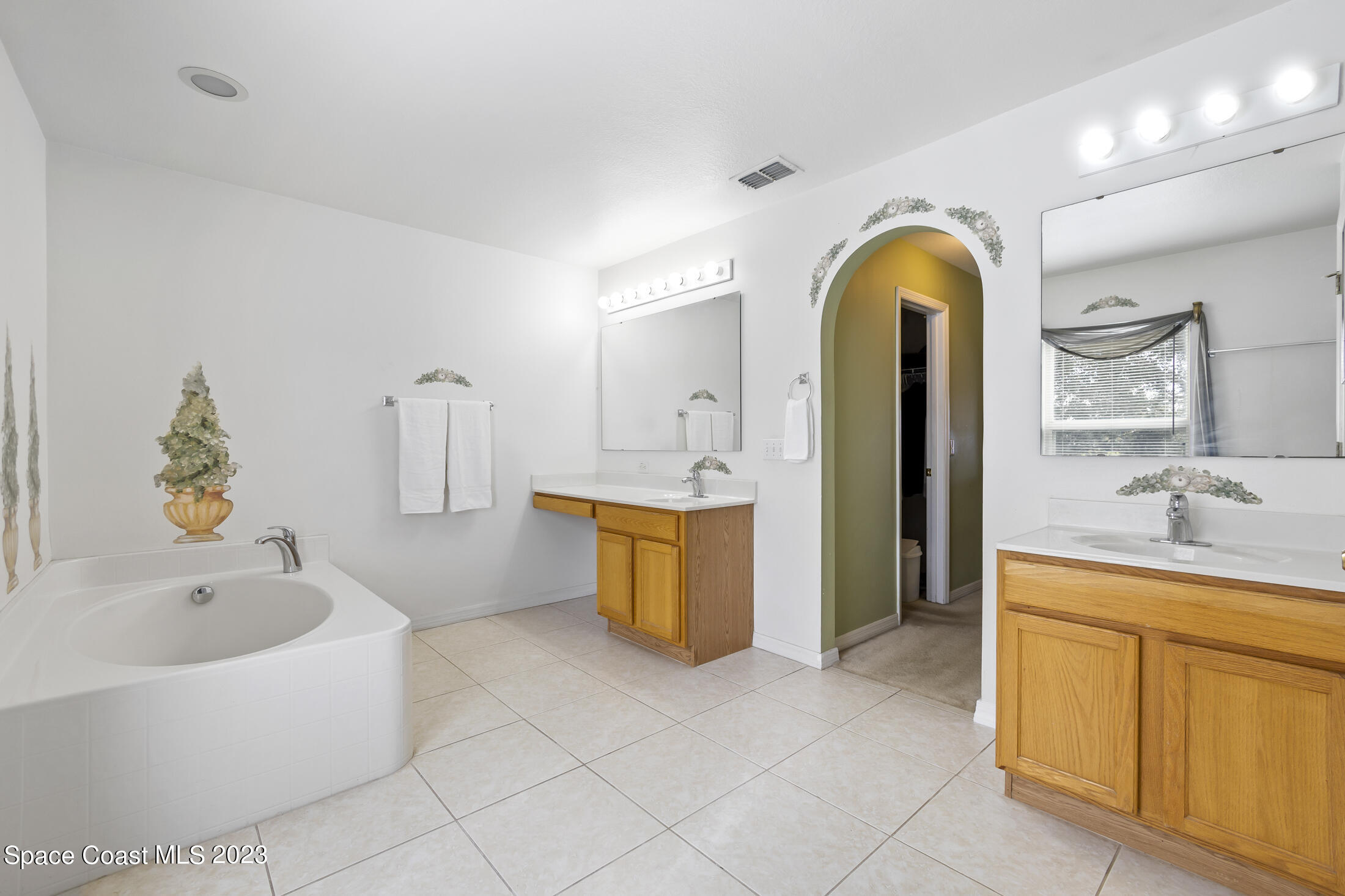 4581 Bellaluna Drive