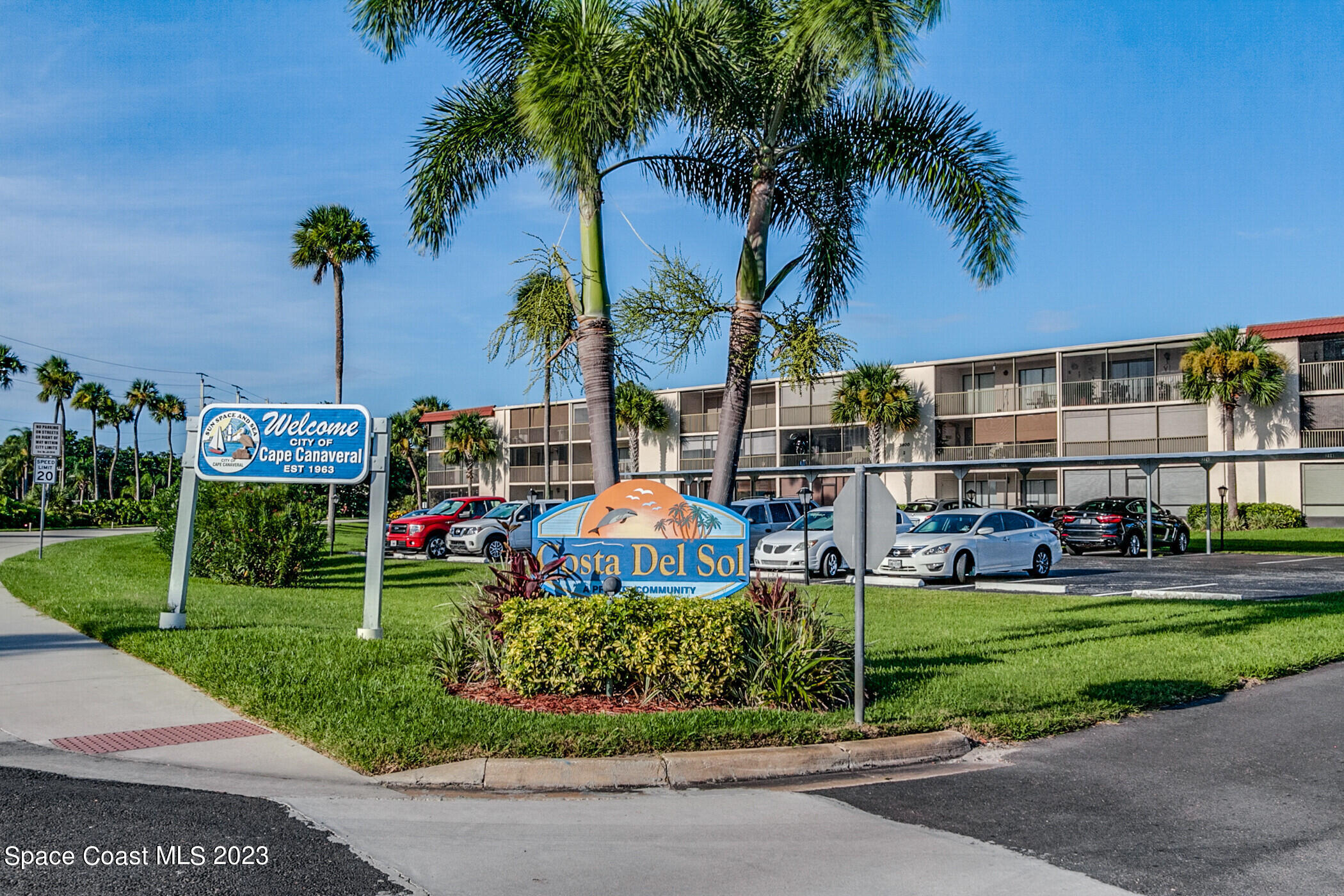 5807 N Atlantic Avenue, 724