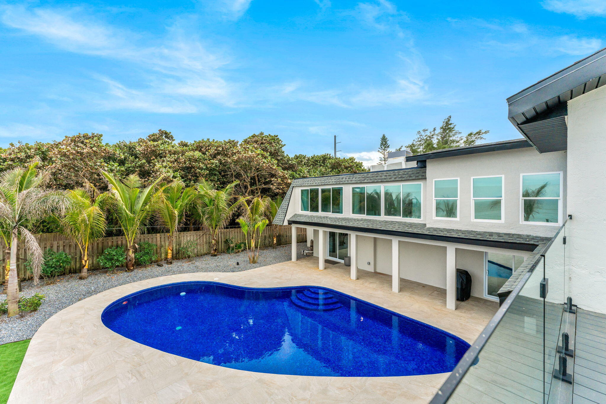 301 Oak Street