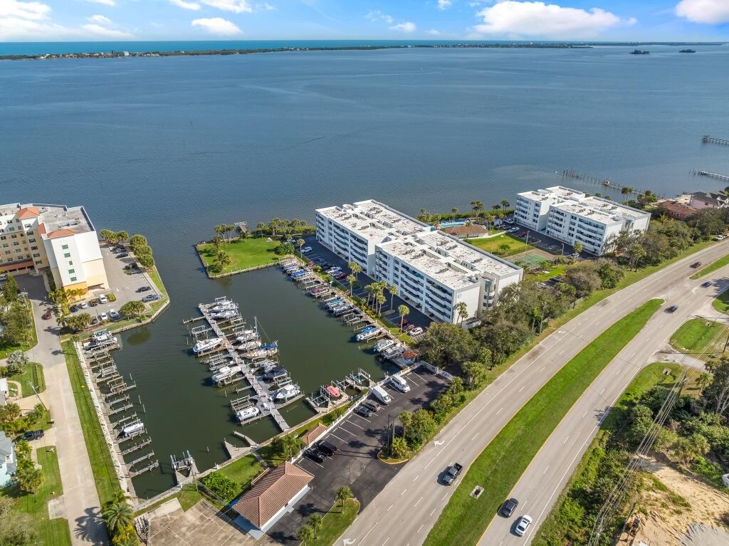 5011 Dixie Highway NE, 305a